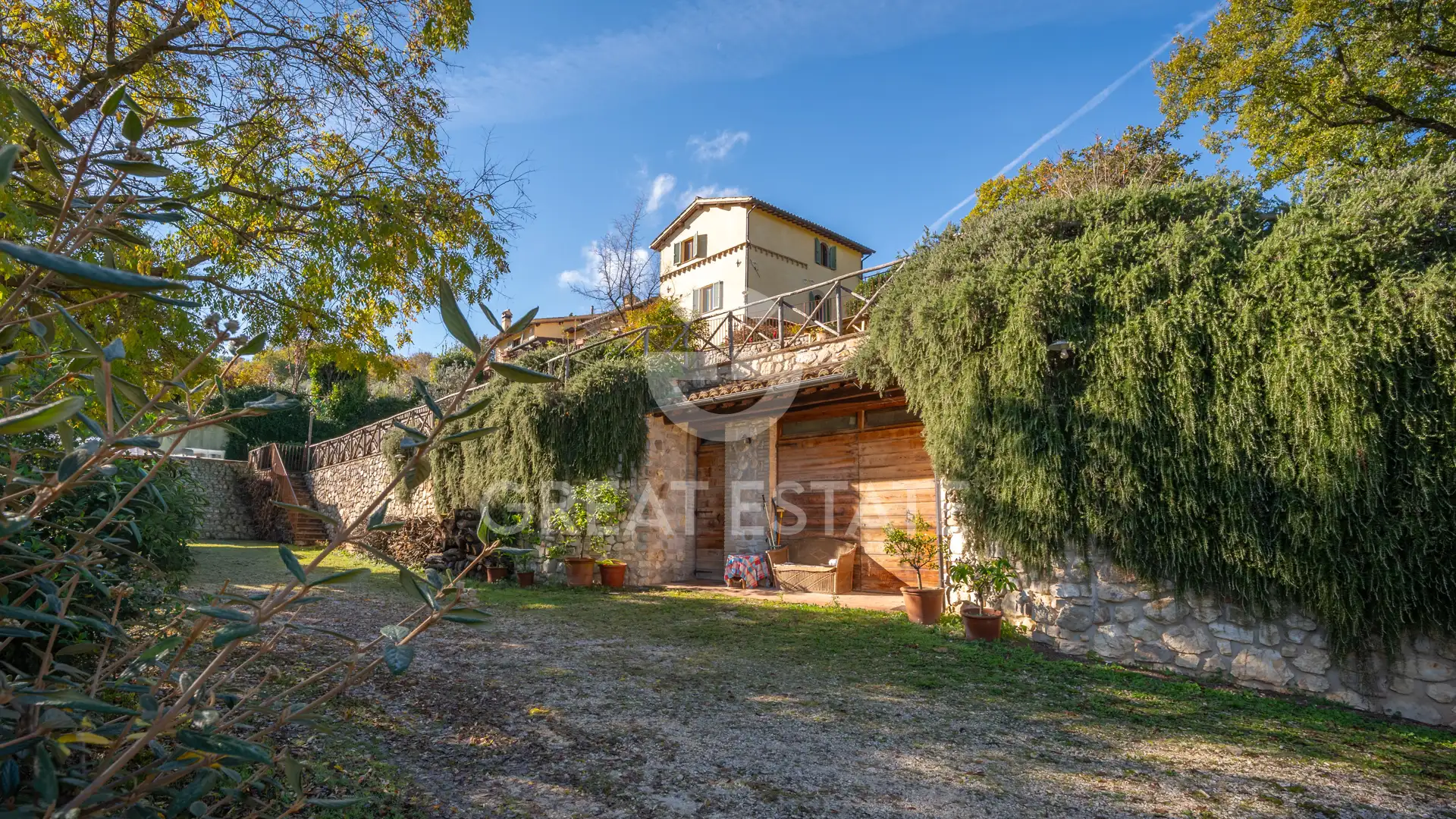 House 286m² in Italy, Perugia. Priced at 590000€ rent photo-6