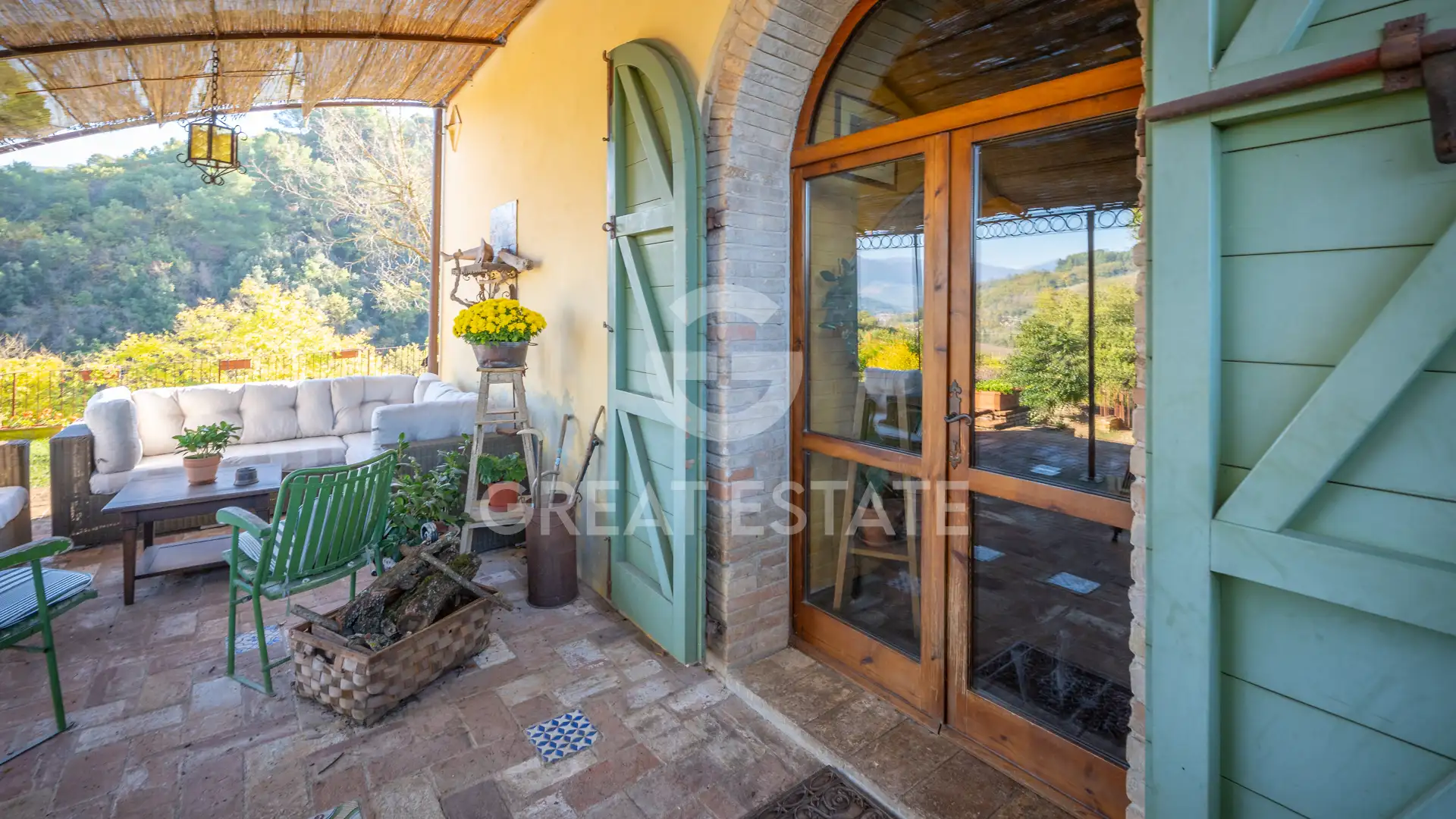 House 286m² in Italy, Perugia. Priced at 590000€ rent photo-9