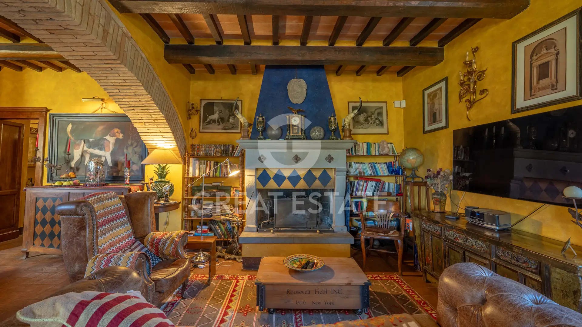 House 286m² in Italy, Perugia. Priced at 590000€ rent photo-15