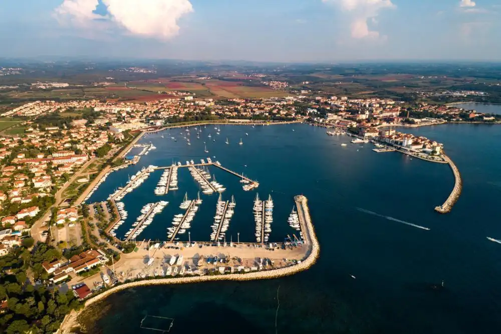 Villa 243m² in Croatia, Umag. Priced at 1500000€ rent photo-21