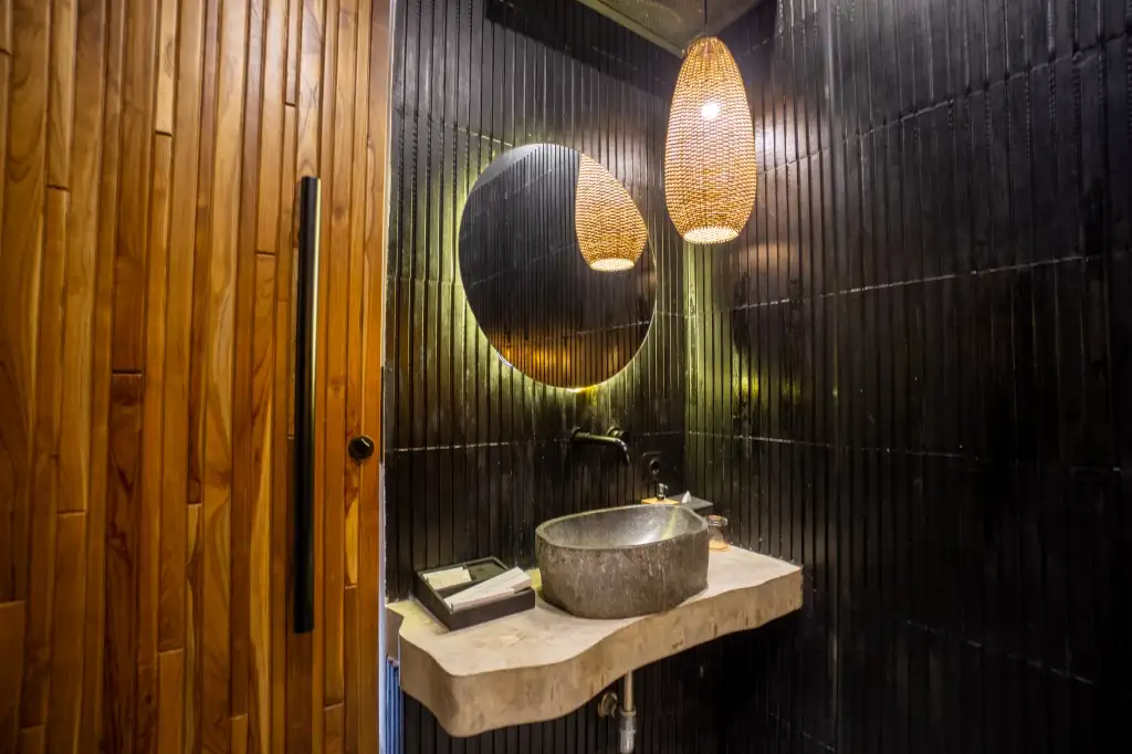 Flat 55m² in Indonesia, Bukit. Priced at 165000$ rent photo-5