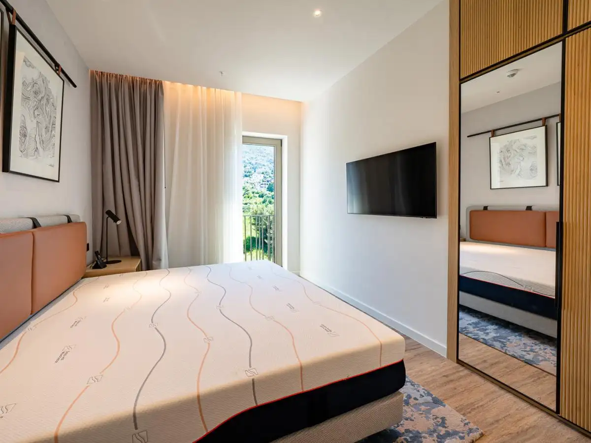 Flat 91m² in Montenegro, Porto Montenegro. Priced at 699000€ rent photo-10