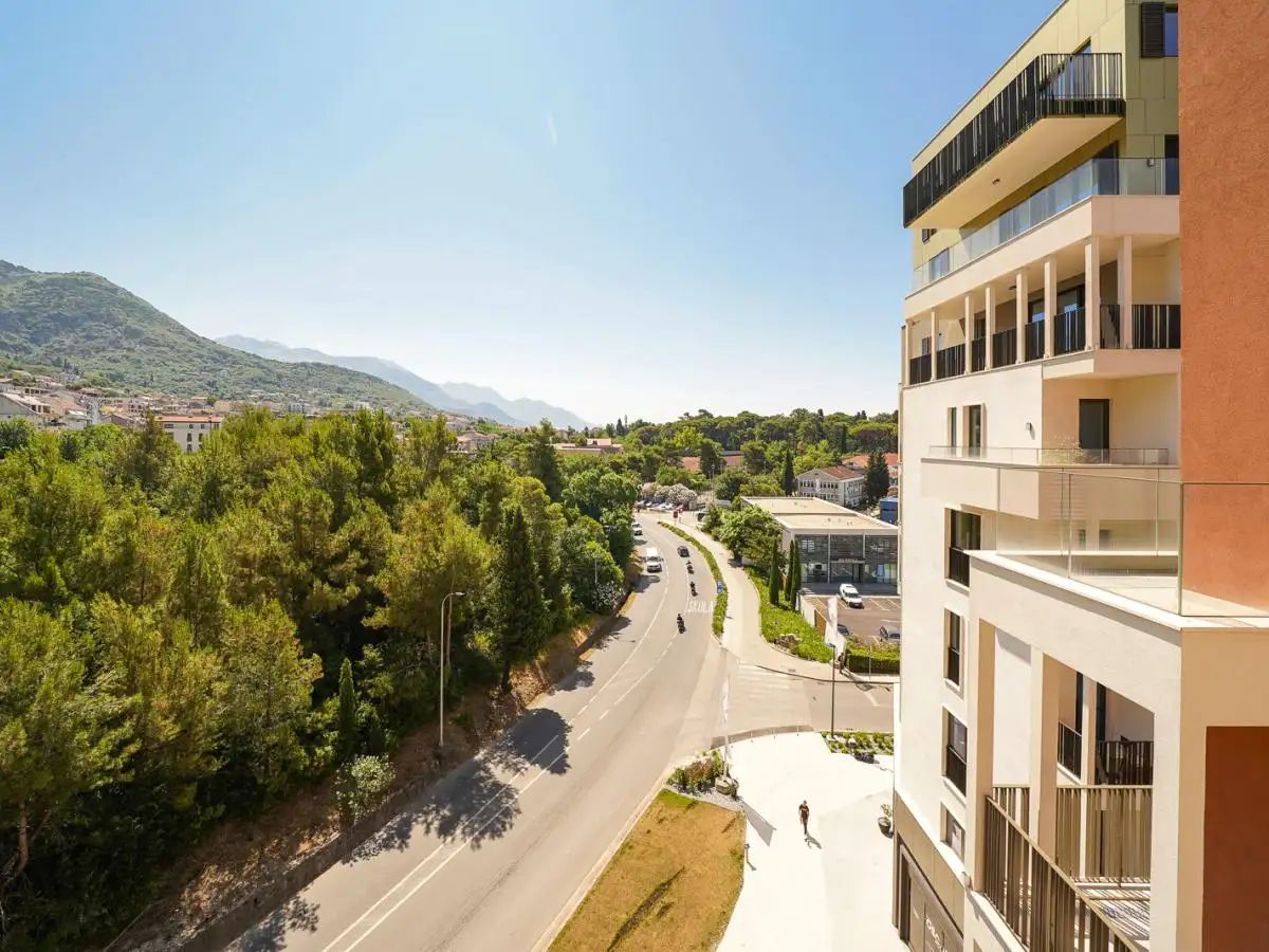 Flat 91m² in Montenegro, Porto Montenegro. Priced at 699000€ rent photo-18