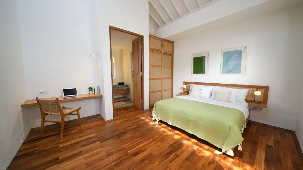 Villa 155m² in Indonesia, Kedungu. Priced at 325000$ rent photo-6