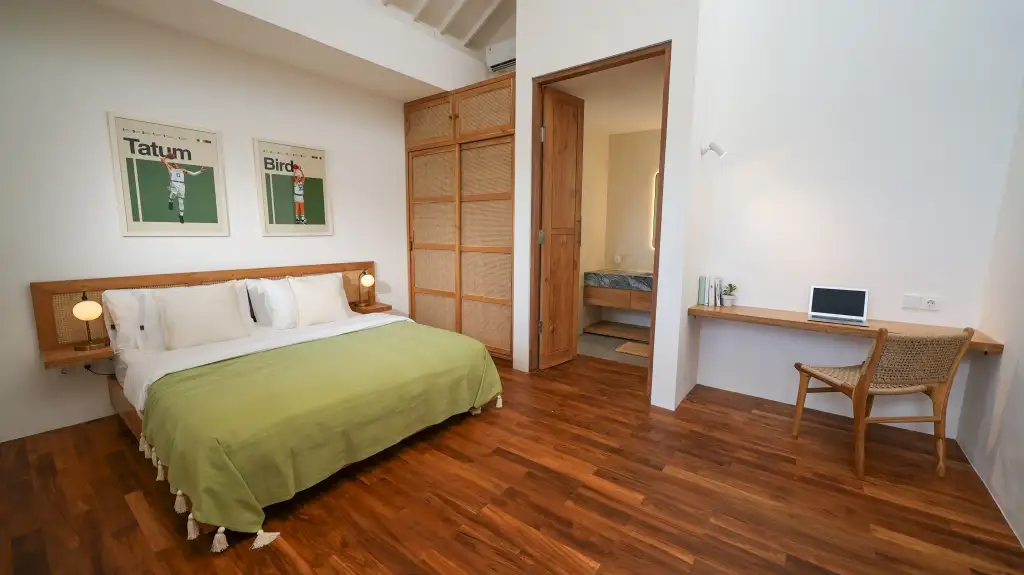 Villa 155m² in Indonesia, Kedungu. Priced at 325000$ rent photo-8