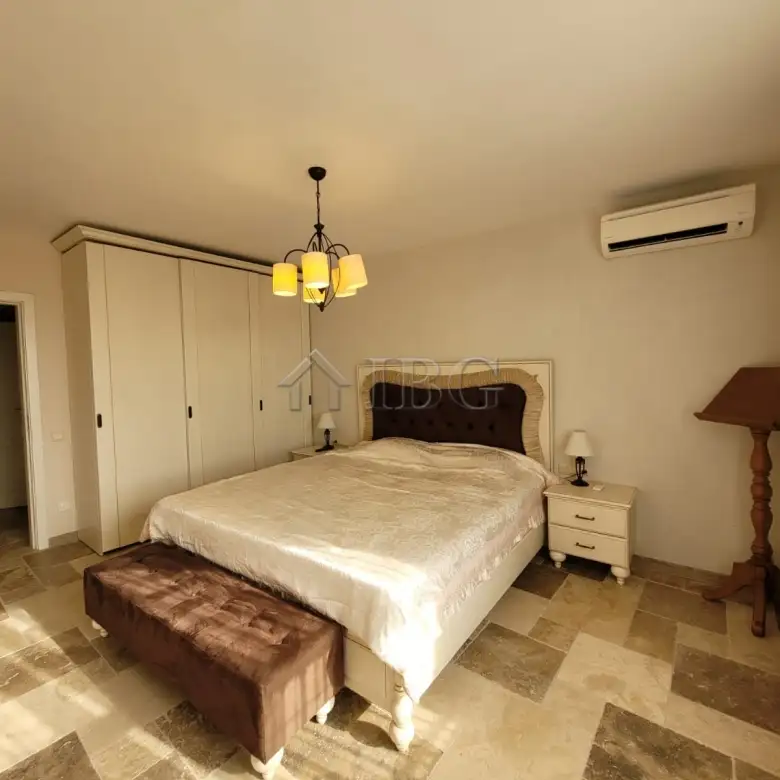 Flat 315m² in Bulgaria, Sveti Vlas. Priced at 625000€ rent photo-14