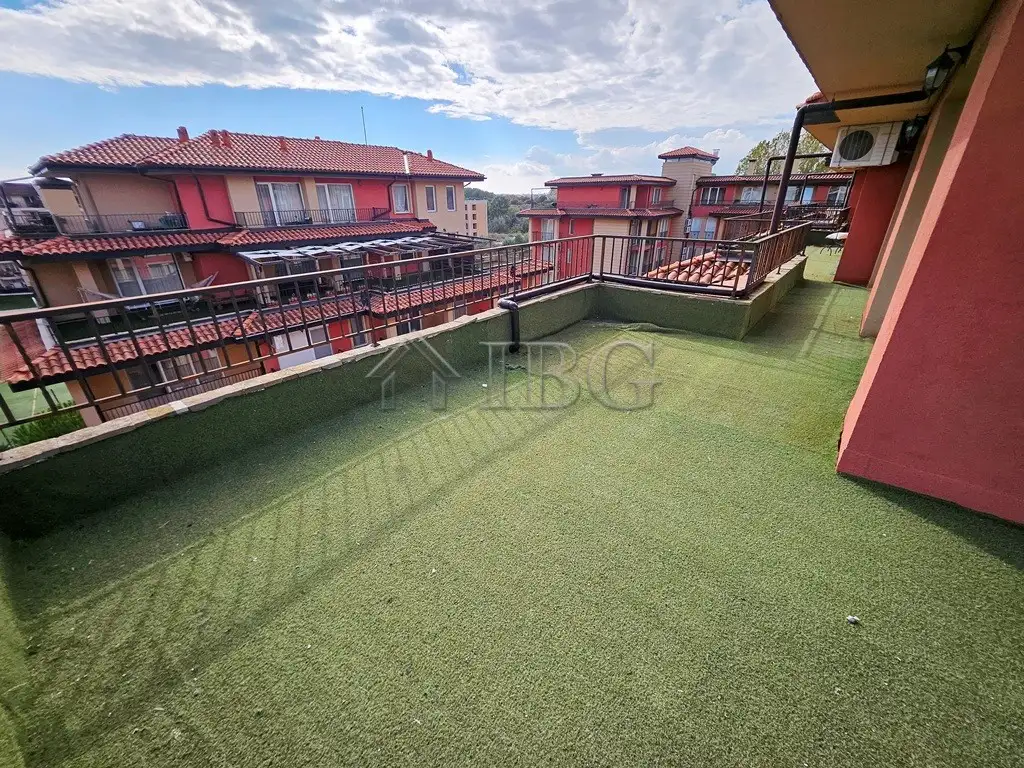 Flat 184m² in Bulgaria, Sunny Beach. Priced at 155000€ rent photo-4