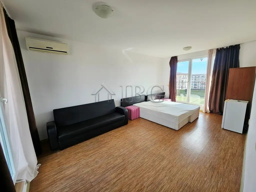 Flat 184m² in Bulgaria, Sunny Beach. Priced at 155000€ rent photo-16