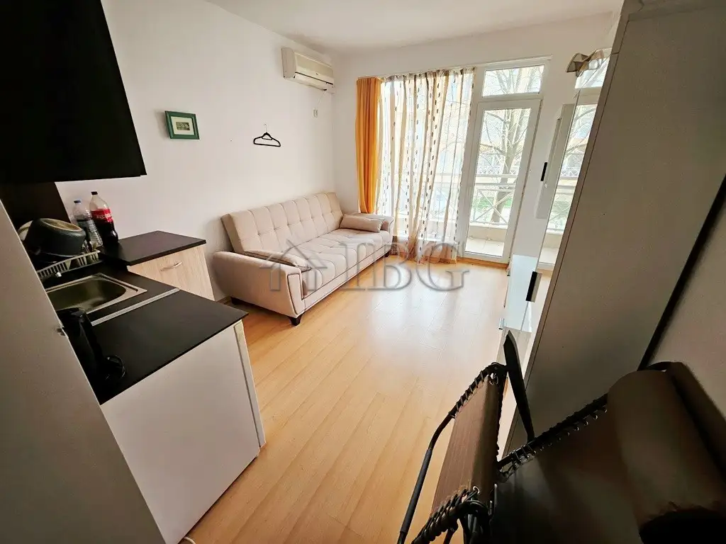 Flat 28m² in Bulgaria, Sunny Beach. Priced at 36500€ rent photo-6