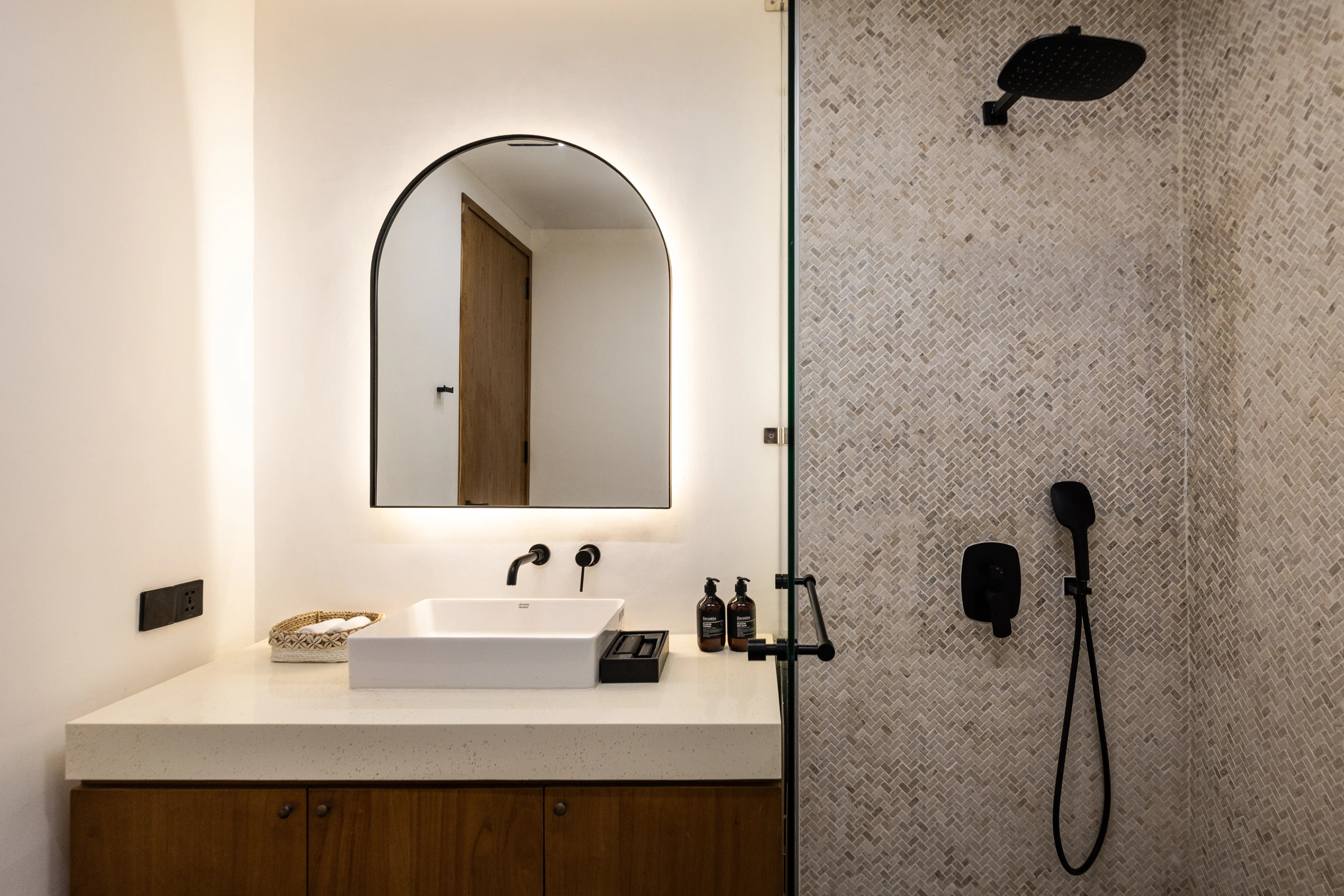 Villa 210m² in Indonesia, Canggu. Priced at 450000$ rent photo-7