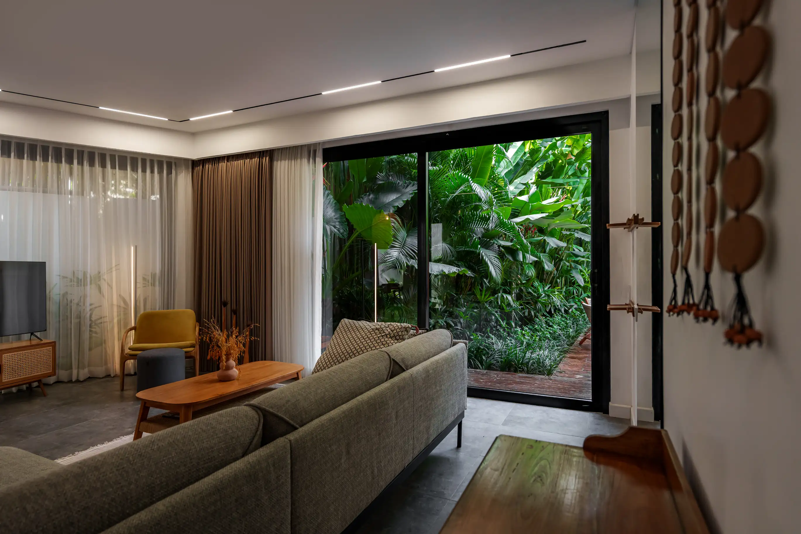 Villa 210m² in Indonesia, Canggu. Priced at 450000$ rent photo-18