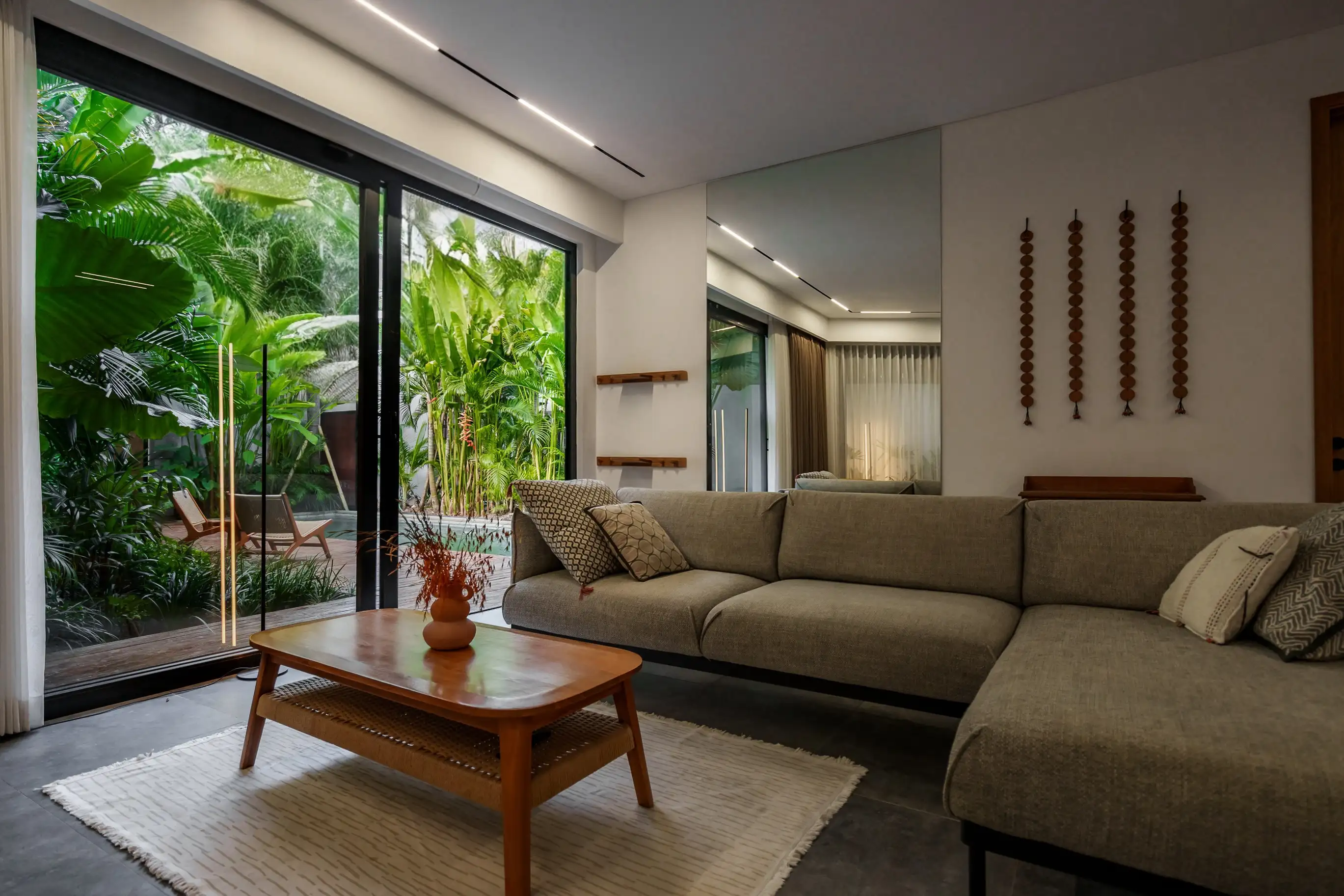 Villa 210m² in Indonesia, Canggu. Priced at 450000$ rent photo-20
