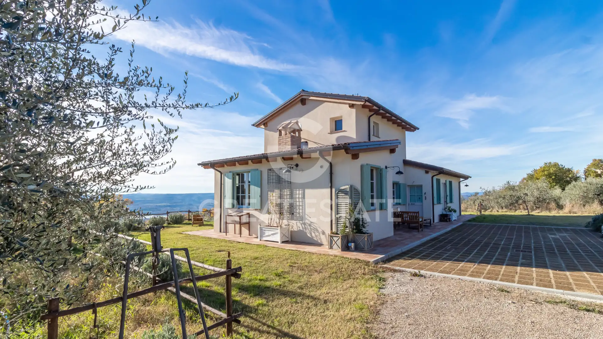 House 171m² in Italy, Terney. Priced at 480000€ rent photo-1