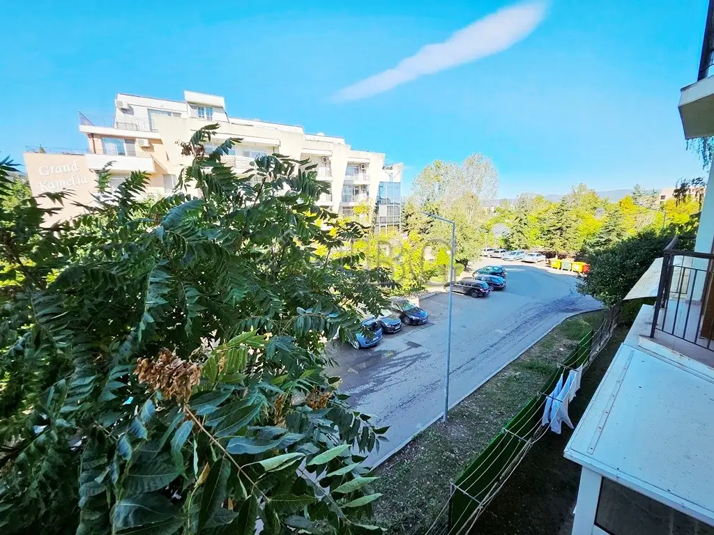 Flat 70m² in Bulgaria, Sunny Beach. Priced at 74900€ rent photo-1