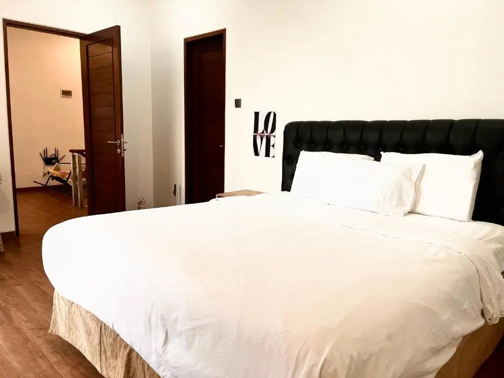 Villa 250m² in Indonesia, Canggu. Priced at 17975$ rent photo-4