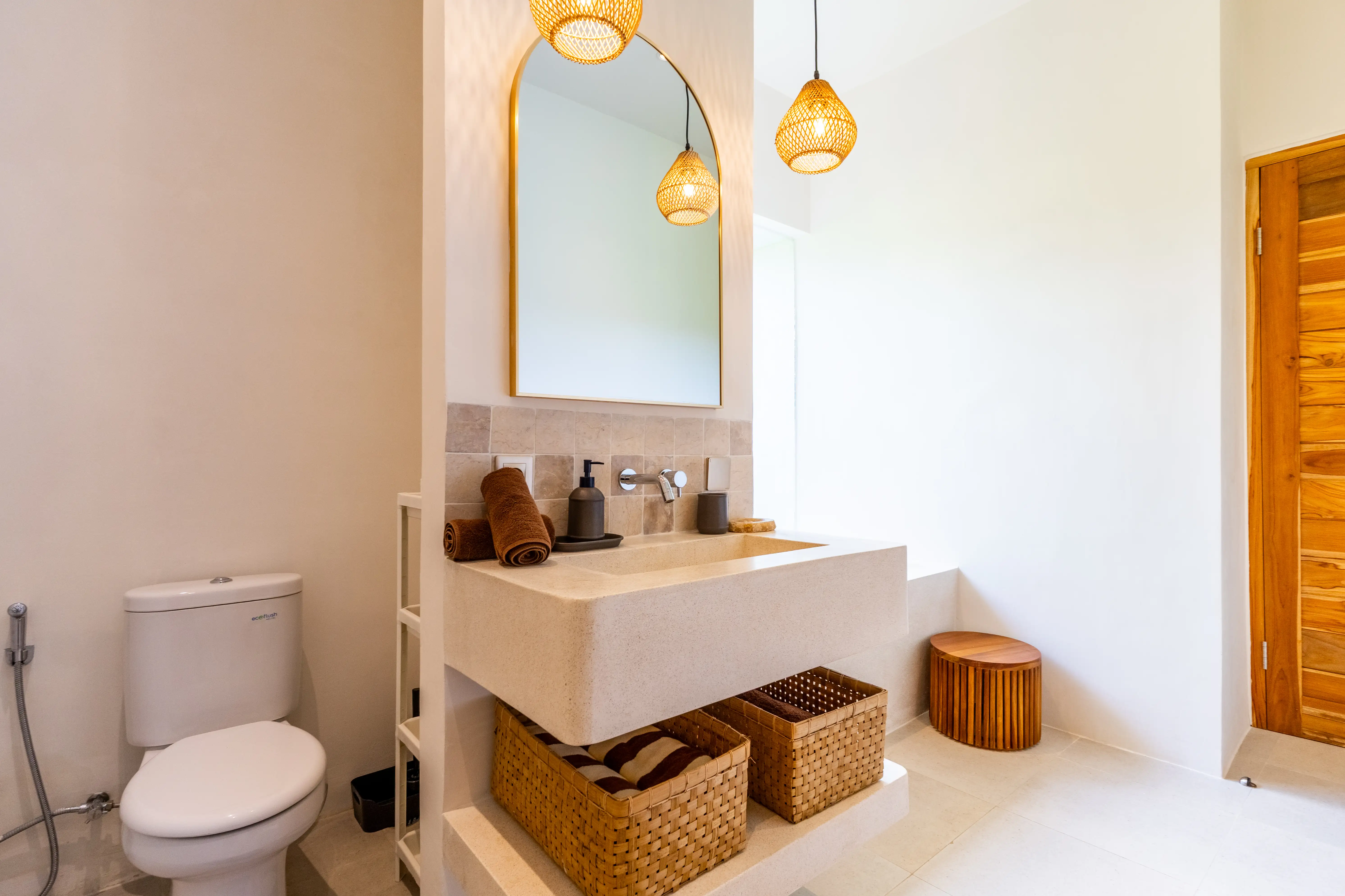 Villa 75m² in Indonesia, Bukit. Priced at 175000$ rent photo-4