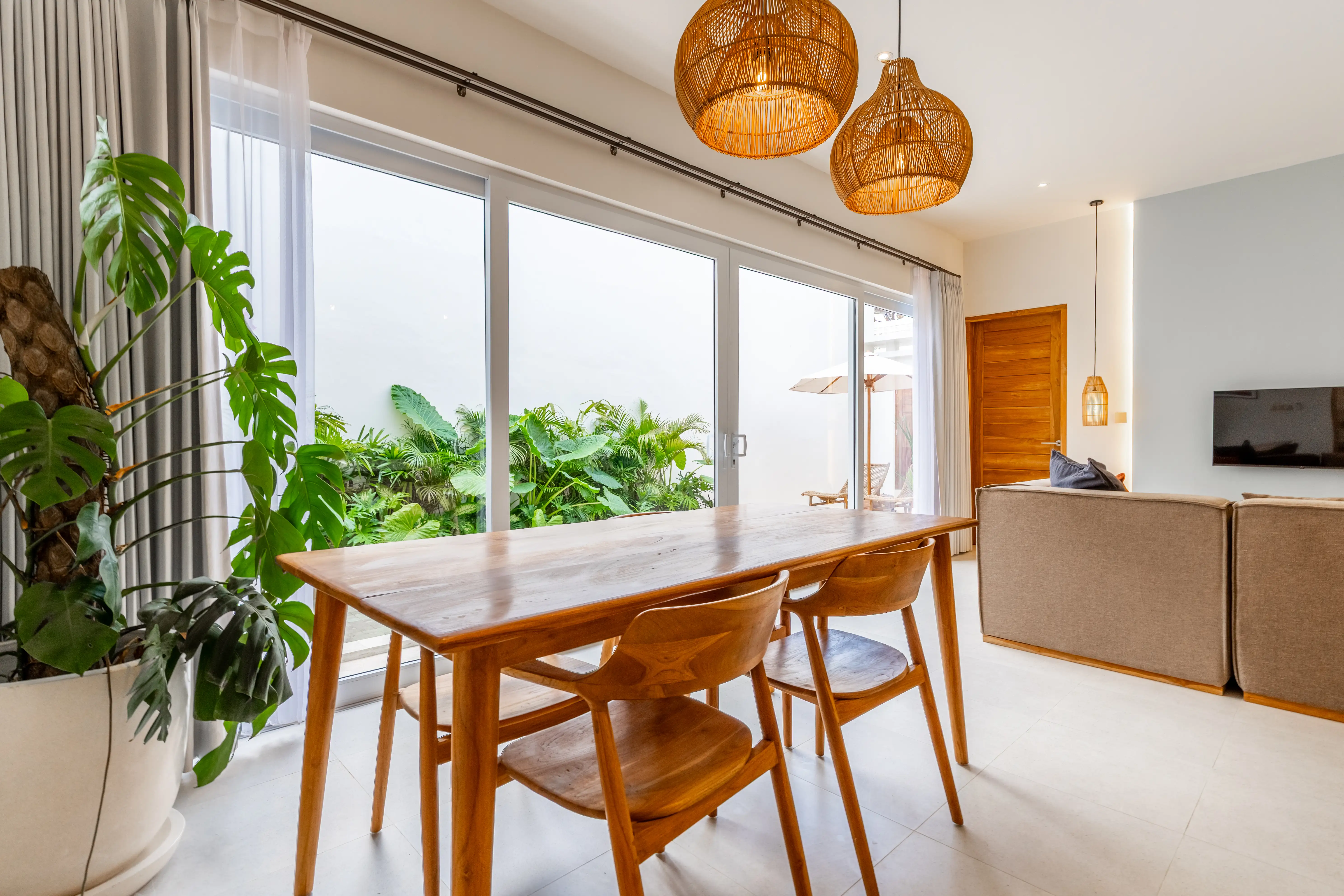 Villa 75m² in Indonesia, Bukit. Priced at 175000$ rent photo-13