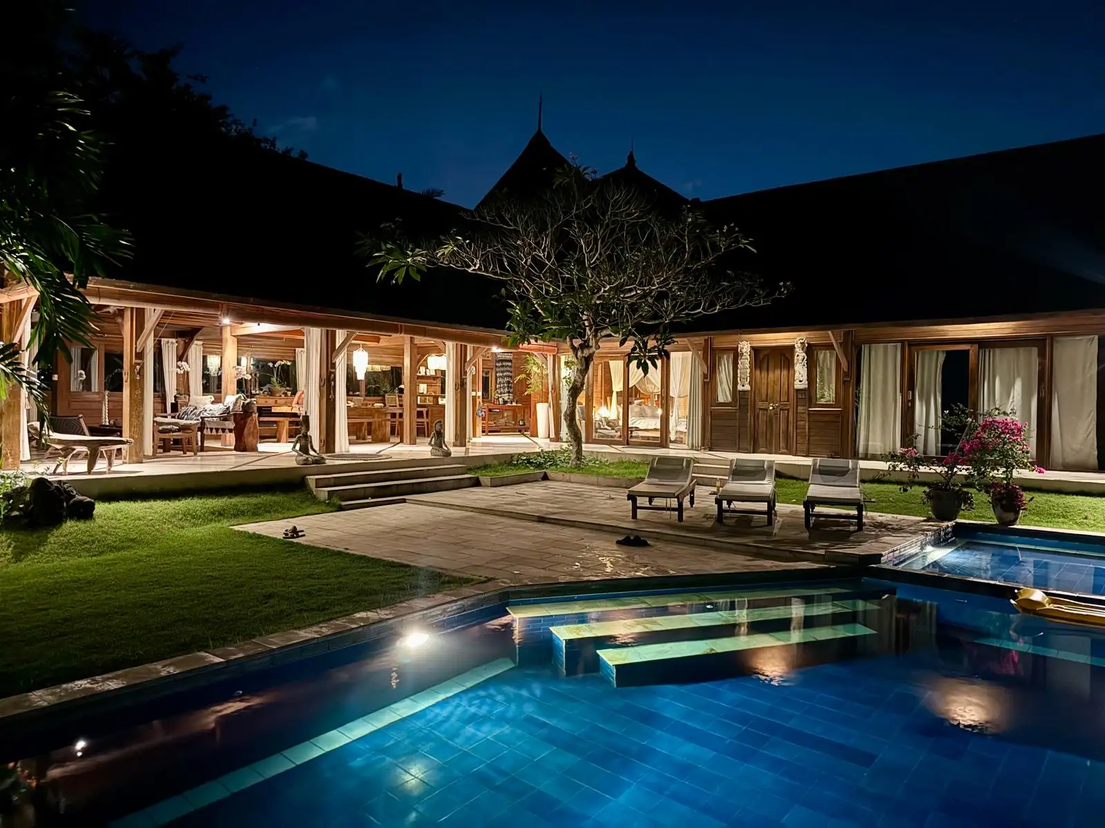 Villa 400m² in Indonesia, Canggu. Priced at 260000$ rent photo-1