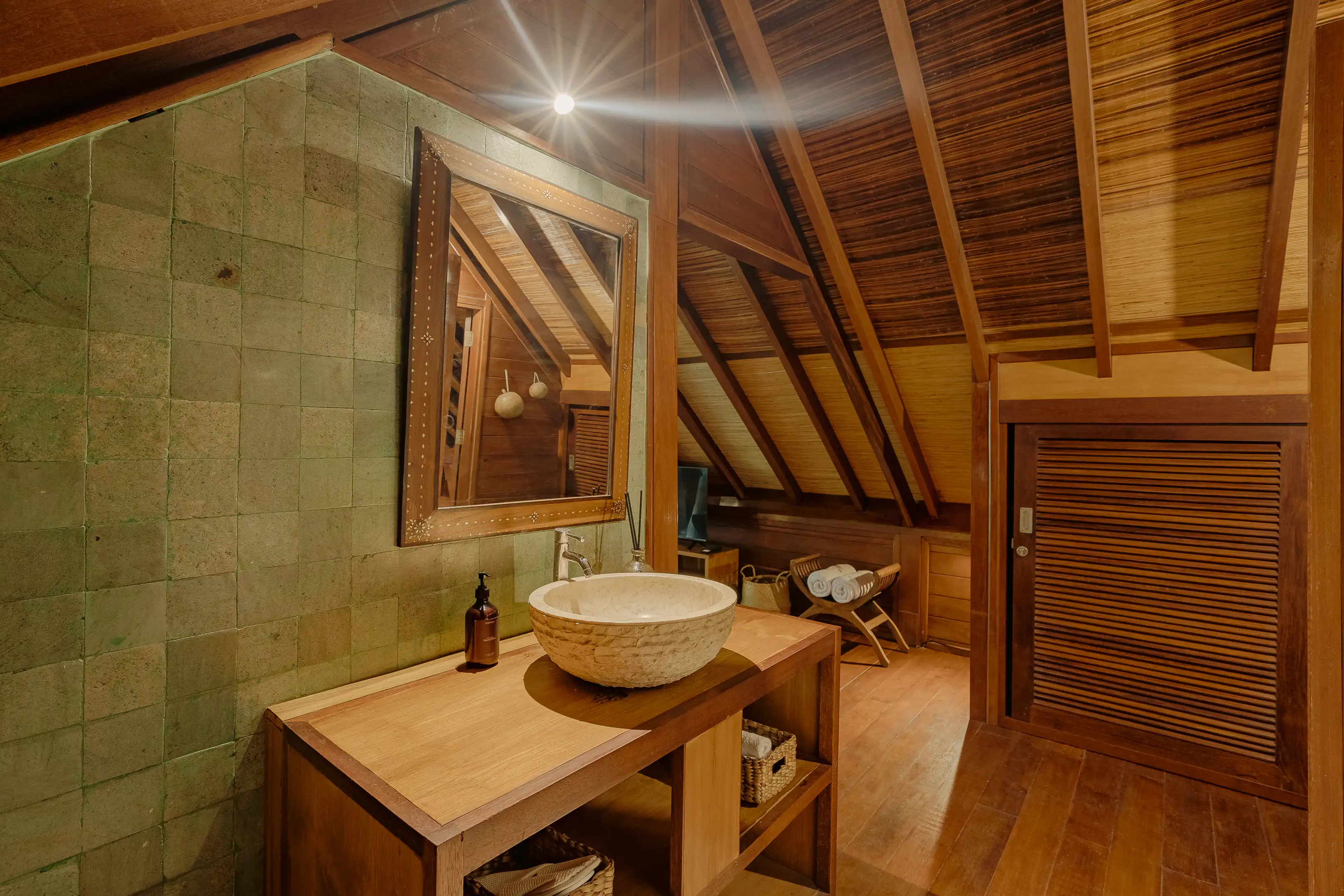 Villa 400m² in Indonesia, Canggu. Priced at 260000$ rent photo-8