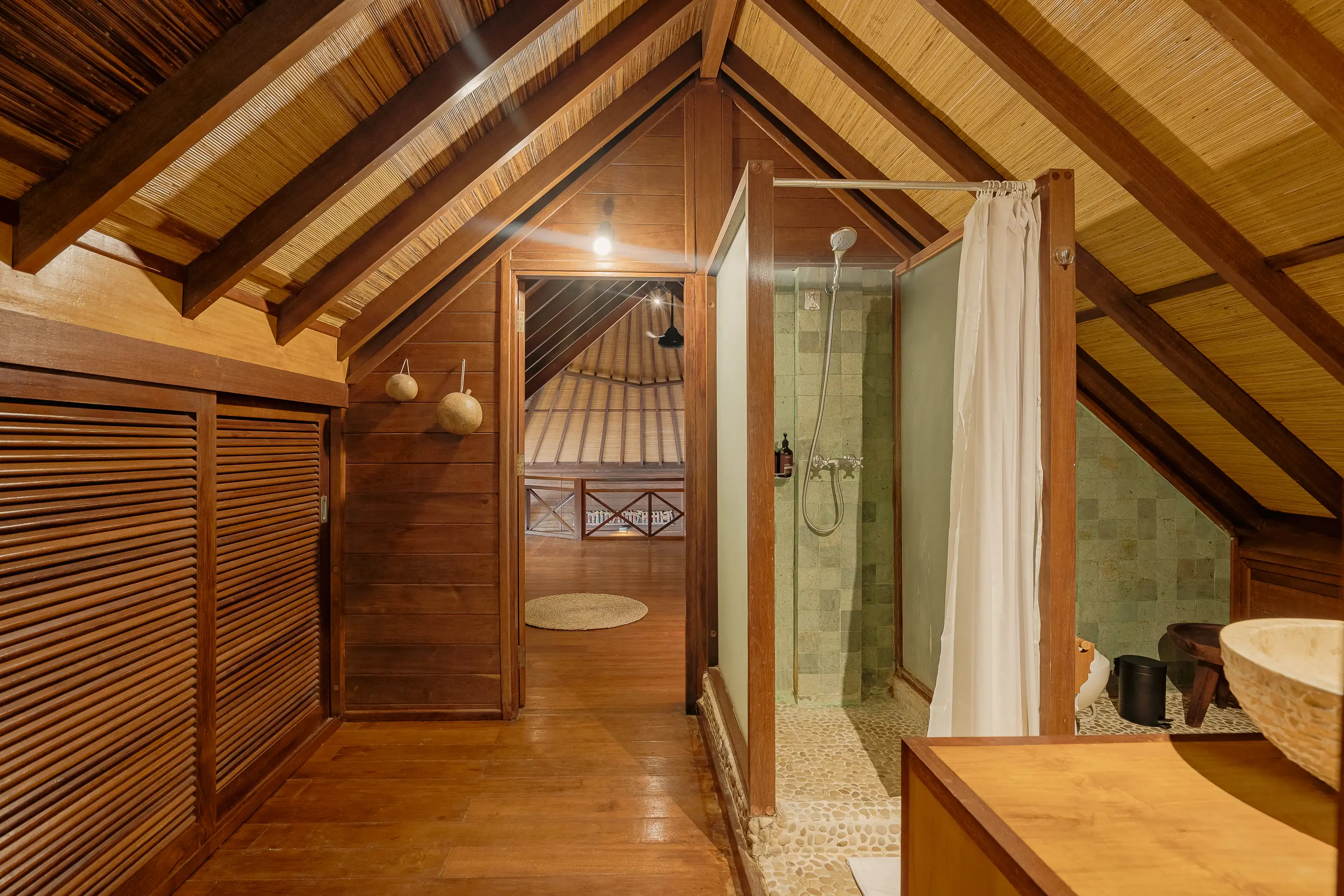 Villa 400m² in Indonesia, Canggu. Priced at 260000$ rent photo-14