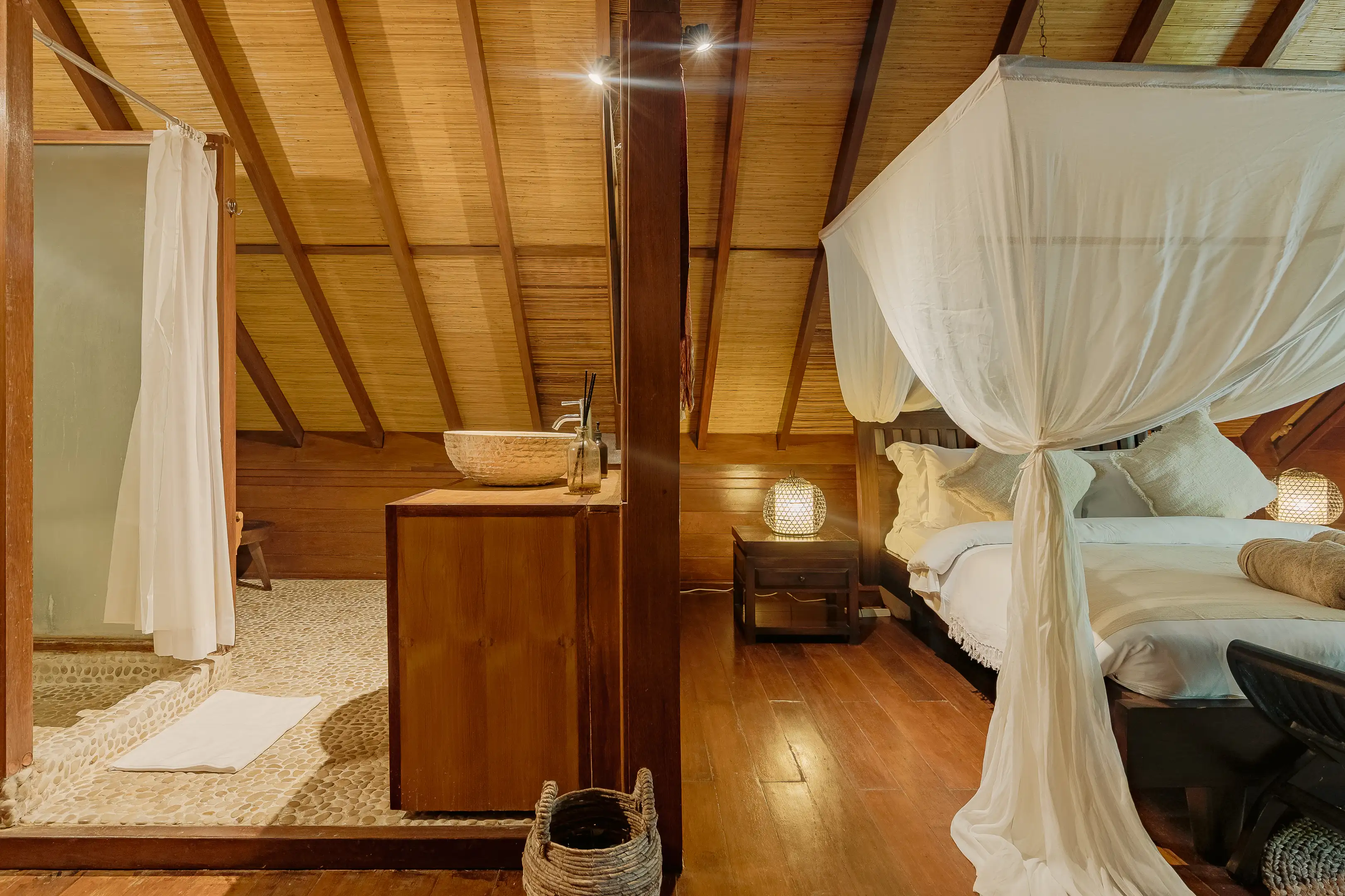 Villa 400m² in Indonesia, Canggu. Priced at 260000$ rent photo-16