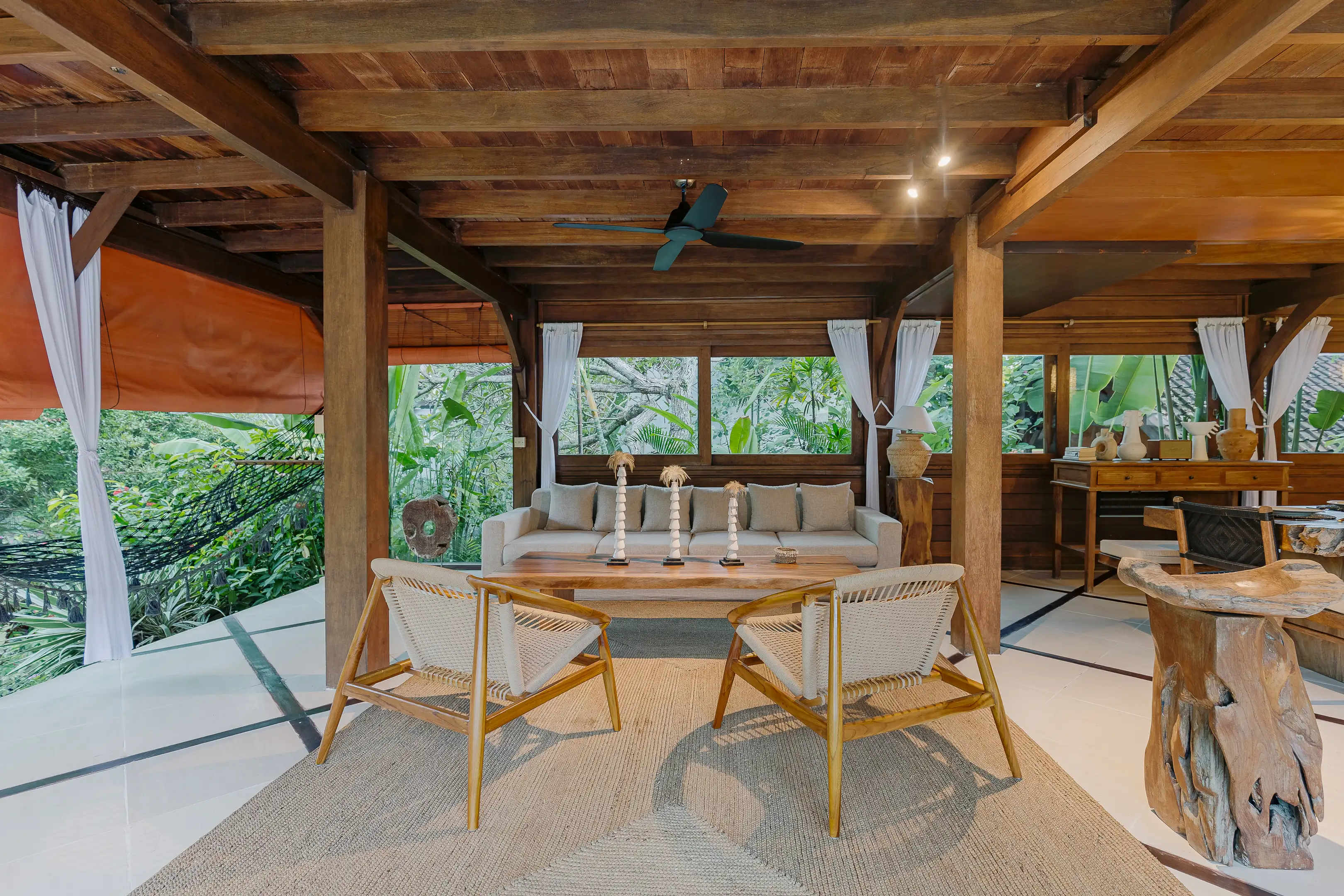 Villa 400m² in Indonesia, Canggu. Priced at 260000$ rent photo-24