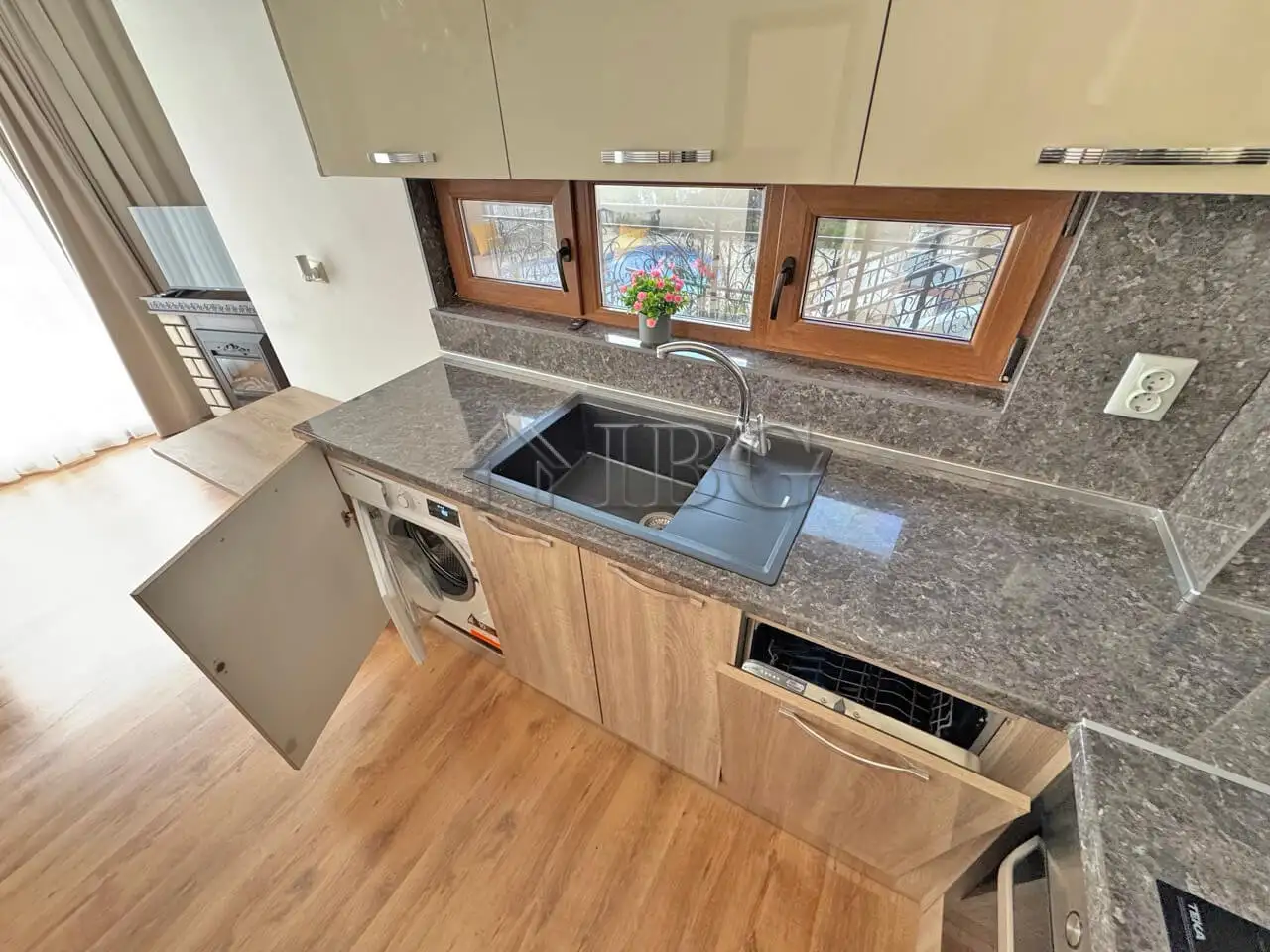 Flat 100m² in Bulgaria, Sveti Vlas. Priced at 173000€ rent photo-7