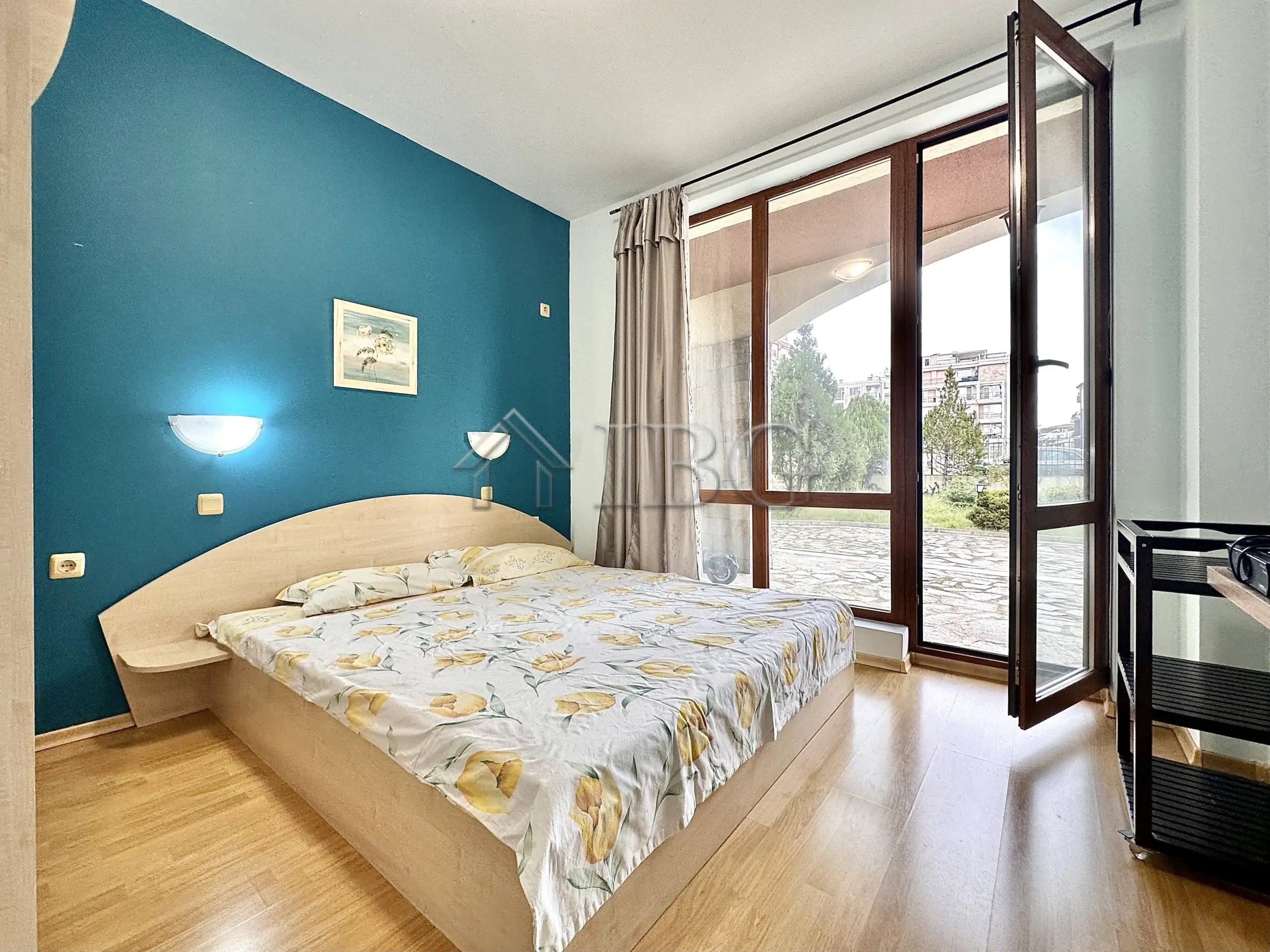 Flat 75m² in Bulgaria, Sveti Vlas. Priced at 100000€ rent photo-2