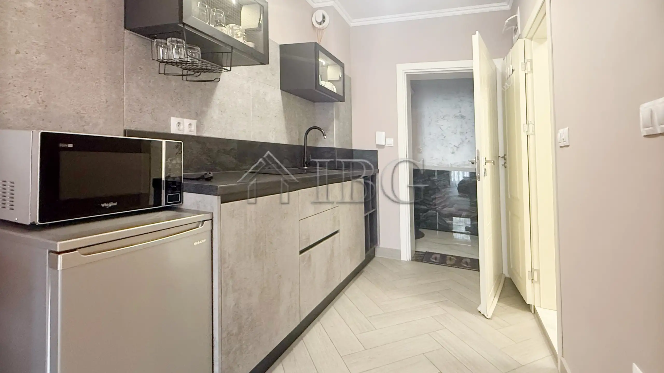 Flat 39m² in Bulgaria, Nessebar. Priced at 99900€ rent photo-4