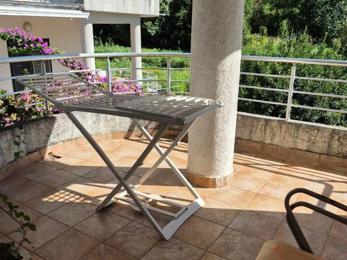 Flat 89m² in Montenegro, Risan. Priced at 157000€ rent photo-1