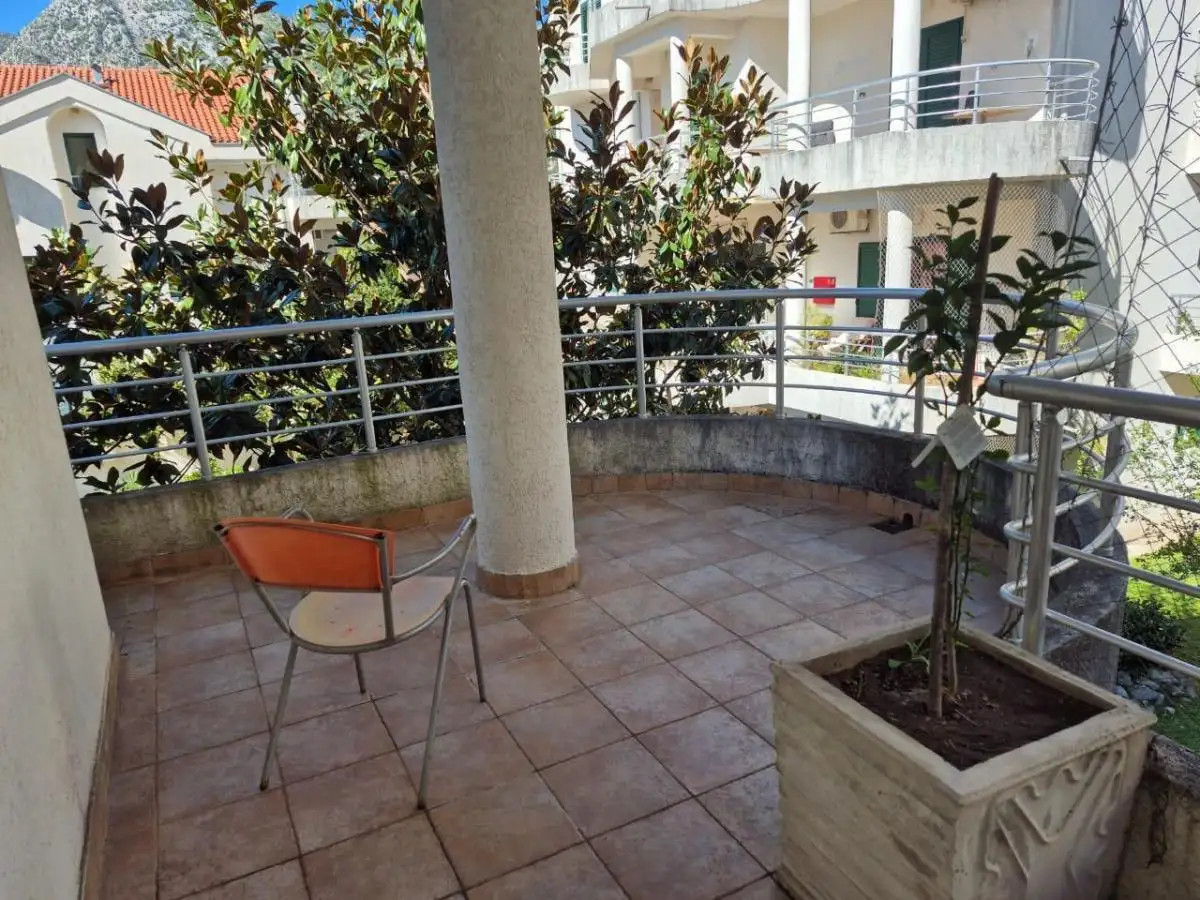 Flat 89m² in Montenegro, Risan. Priced at 157000€ rent photo-5