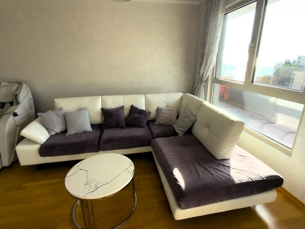 Flat 104m² in Montenegro, Becici. Priced at 690000€ rent photo-4