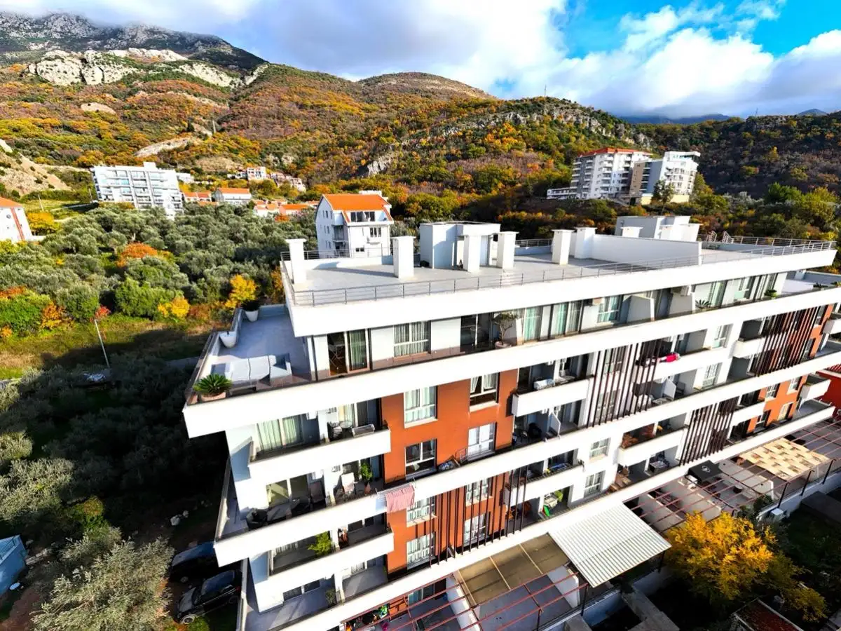 Flat 104m² in Montenegro, Becici. Priced at 690000€ rent photo-24