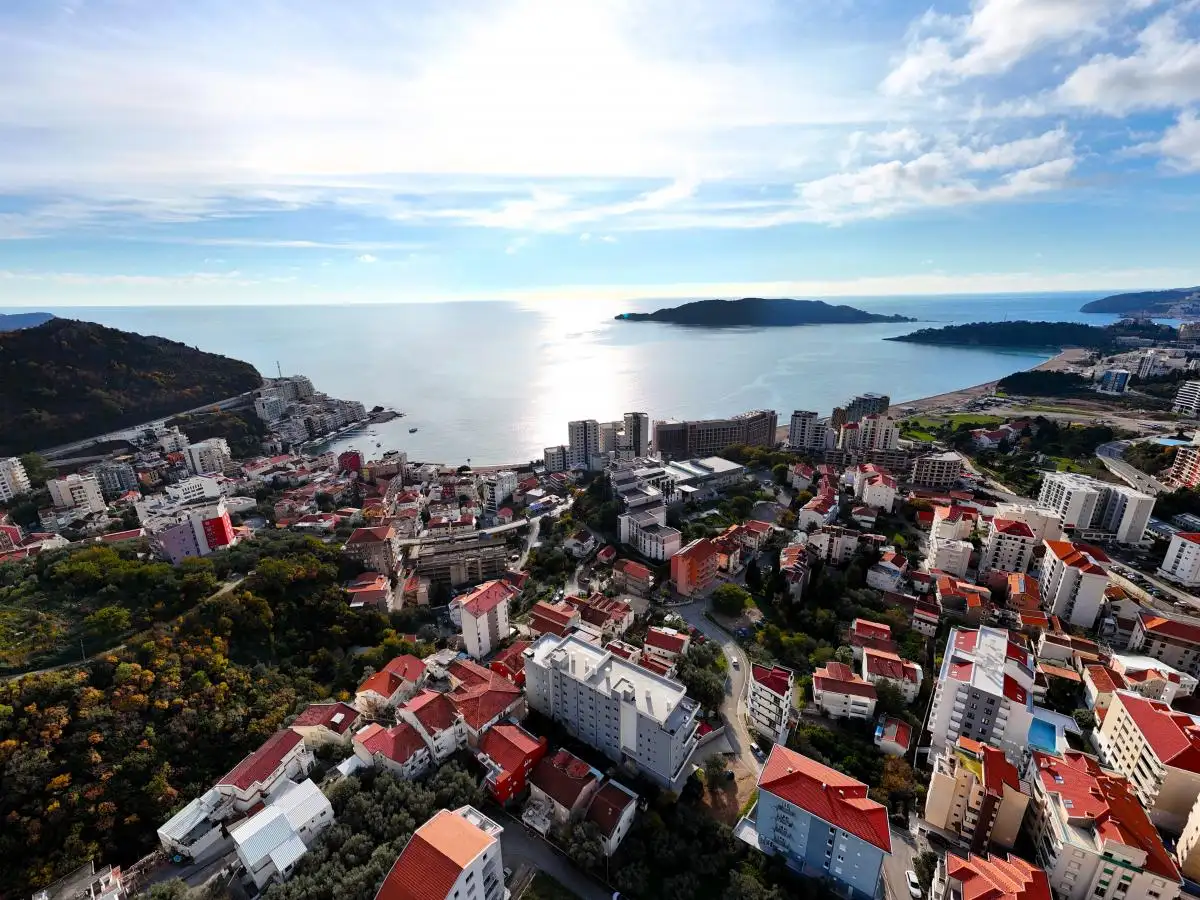 Flat 104m² in Montenegro, Becici. Priced at 690000€ rent photo-30