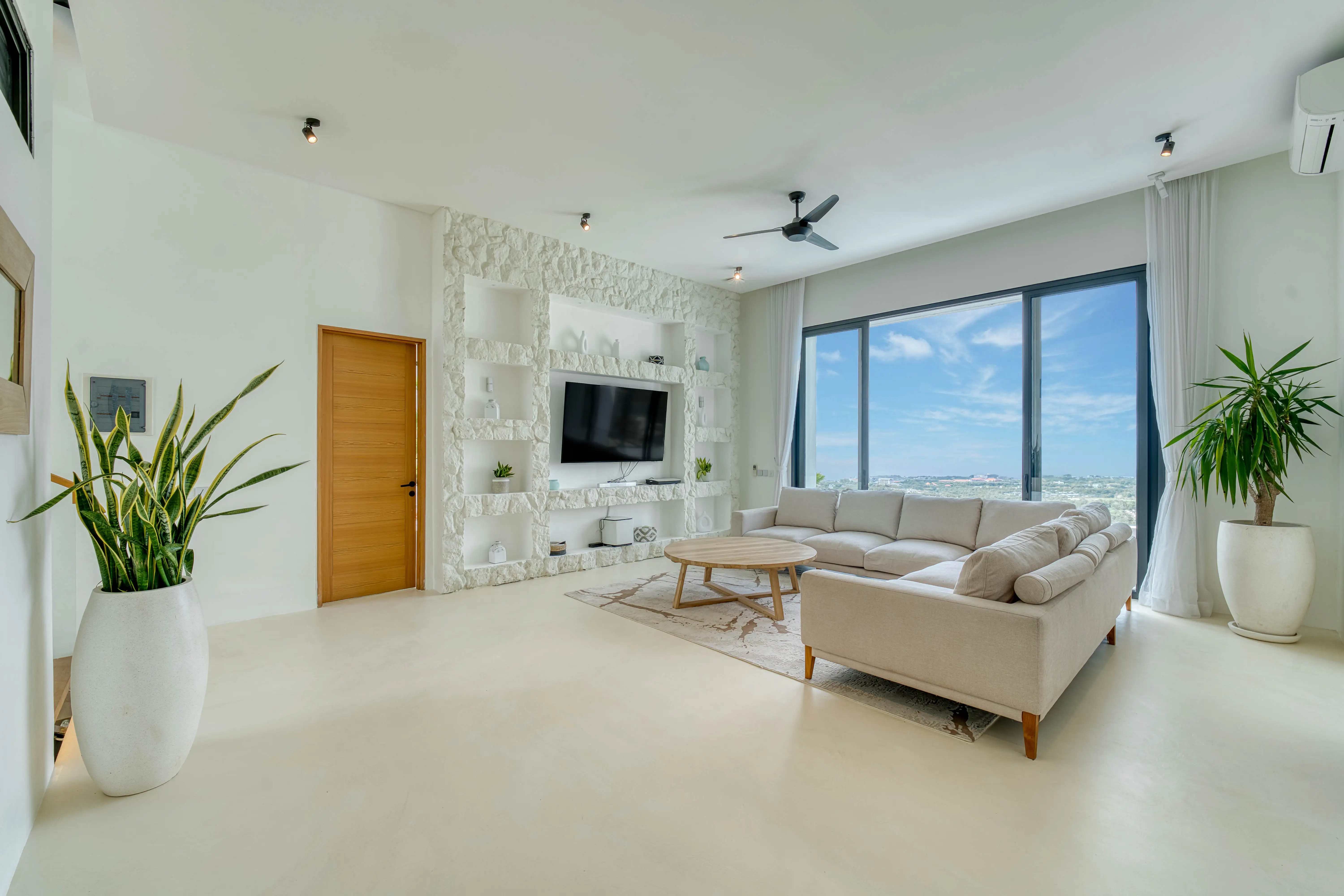 Villa 800m² in Indonesia, Bukit. Priced at 1700000$ rent photo-10