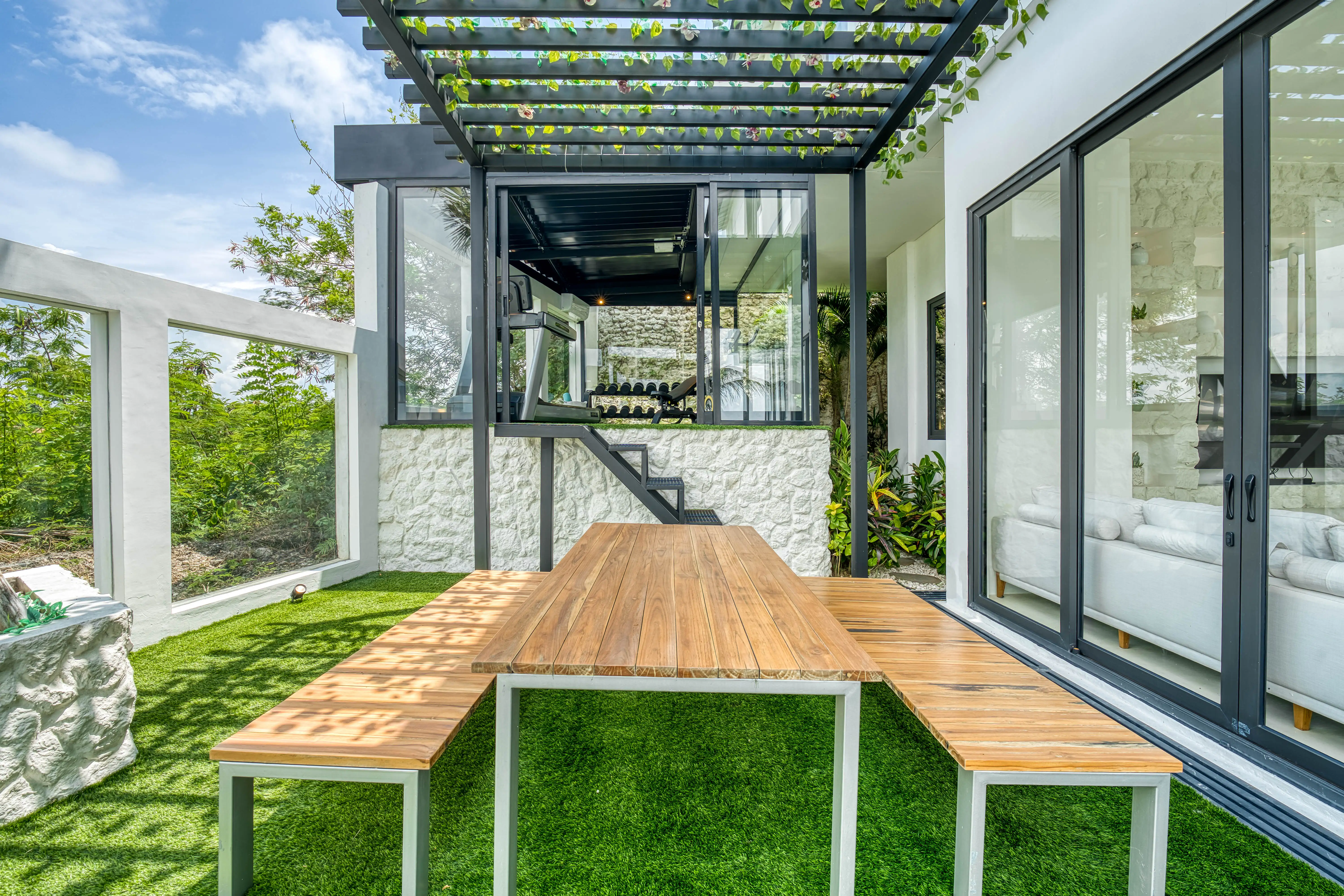 Villa 800m² in Indonesia, Bukit. Priced at 1700000$ rent photo-21