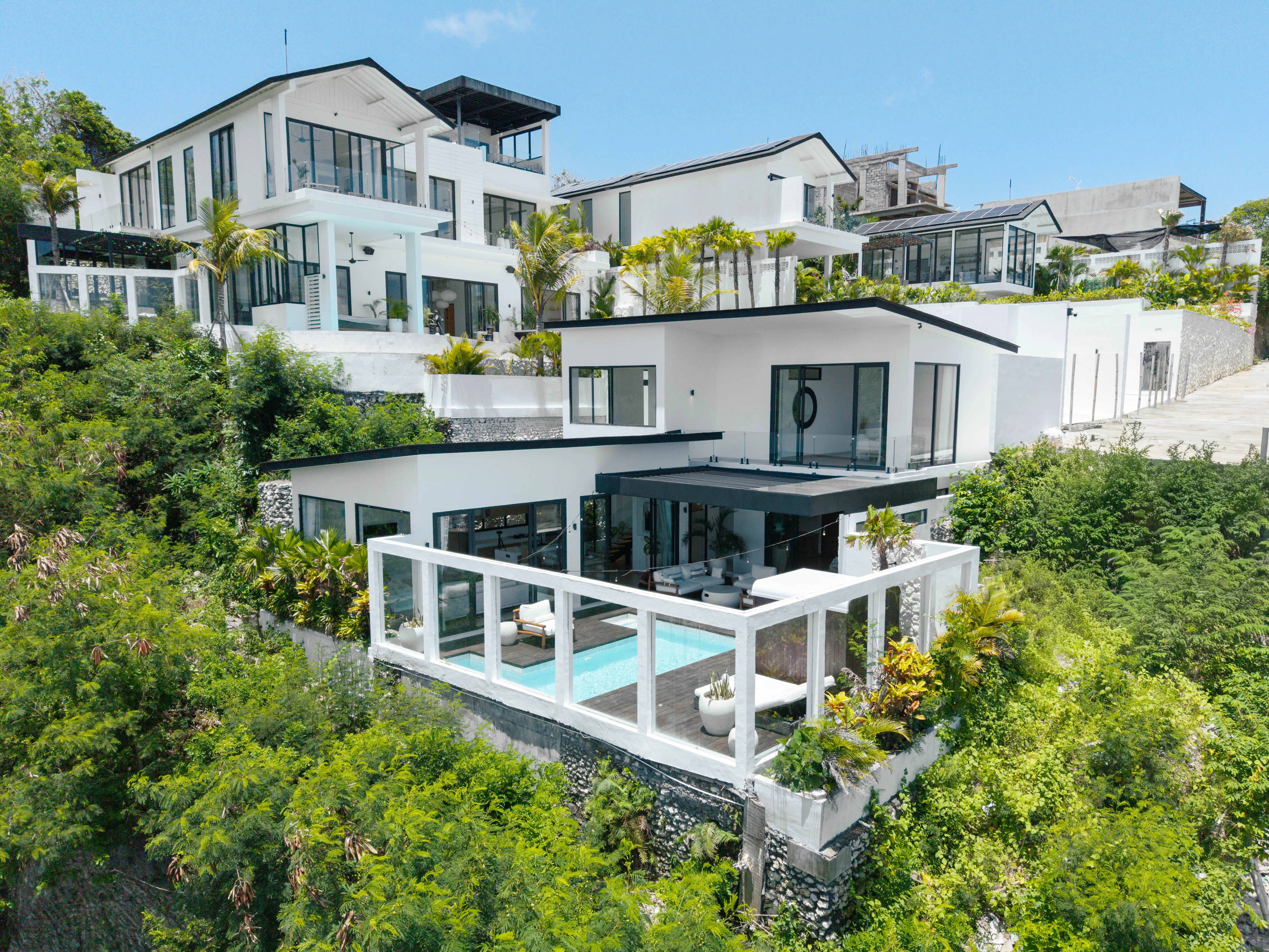 Villa 255m² in Indonesia, Bukit. Priced at 499000$ rent photo-1