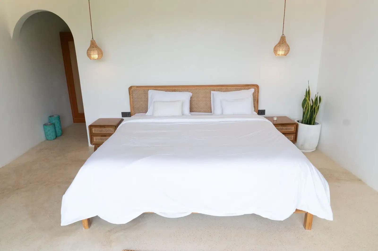 Villa 300m² in Indonesia, Bukit. Priced at 499000$ rent photo-9