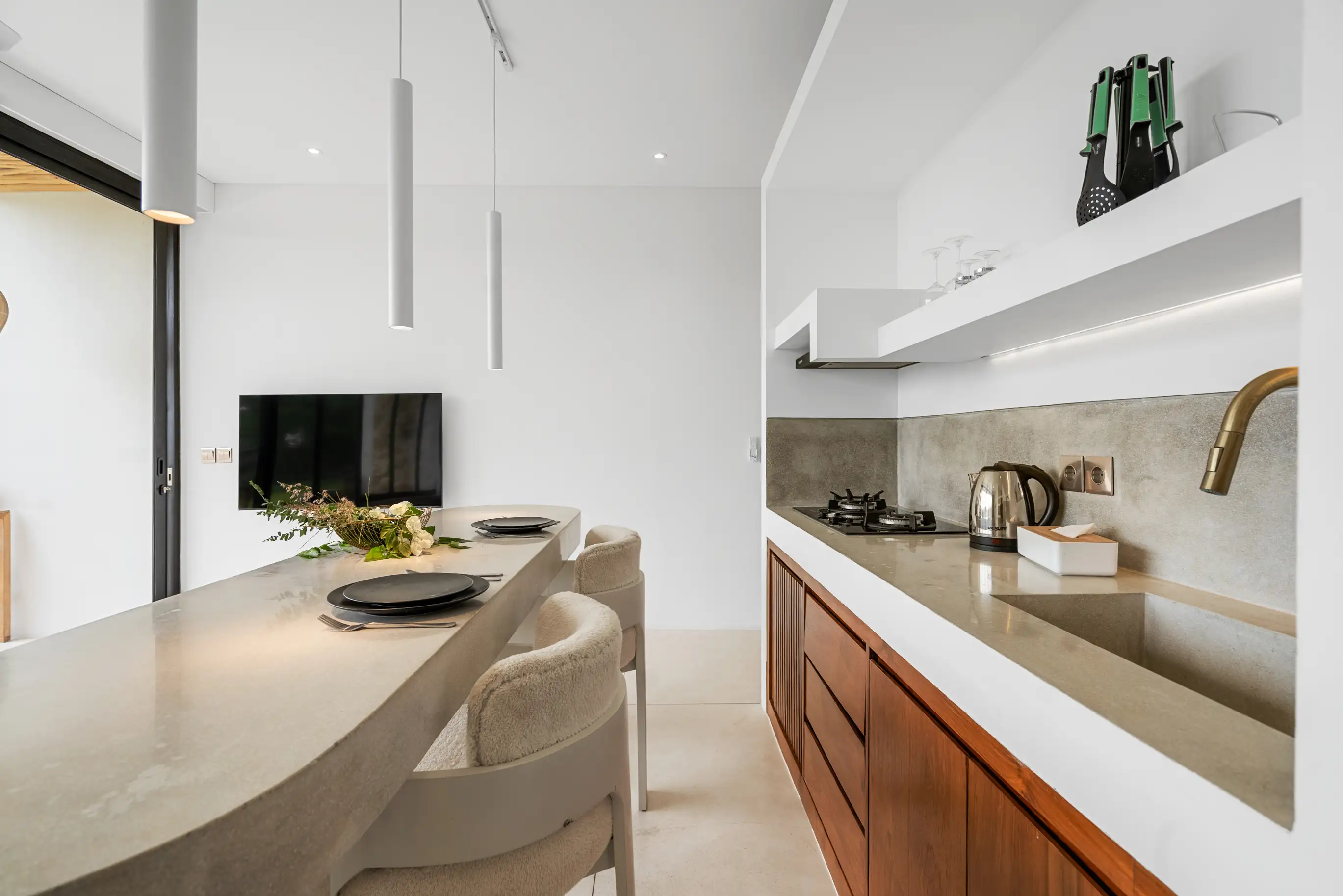 Flat 48m² in Indonesia, Canggu. Priced at 99000$ rent photo-9