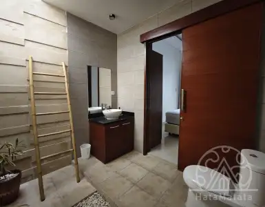 Rent in Indonesia for 189339$