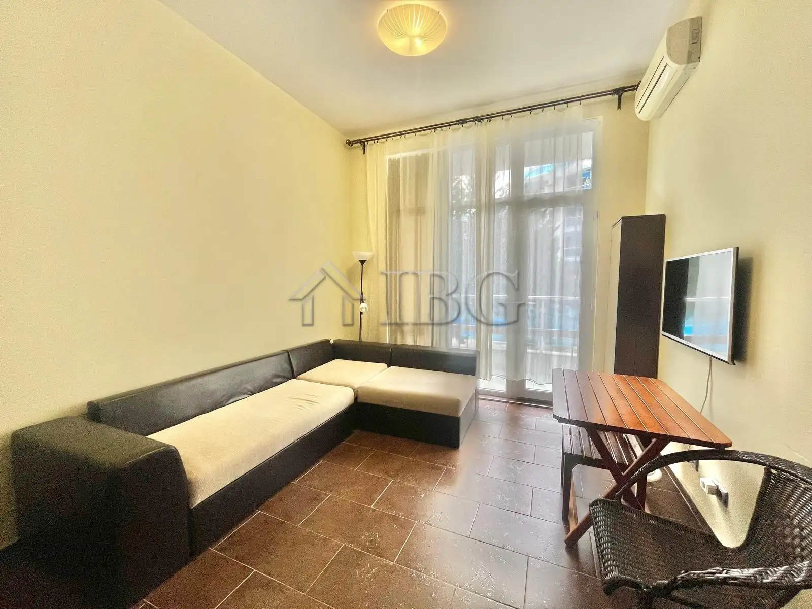 Flat 38m² in Bulgaria, Nessebar. Priced at 55000€ rent photo-3