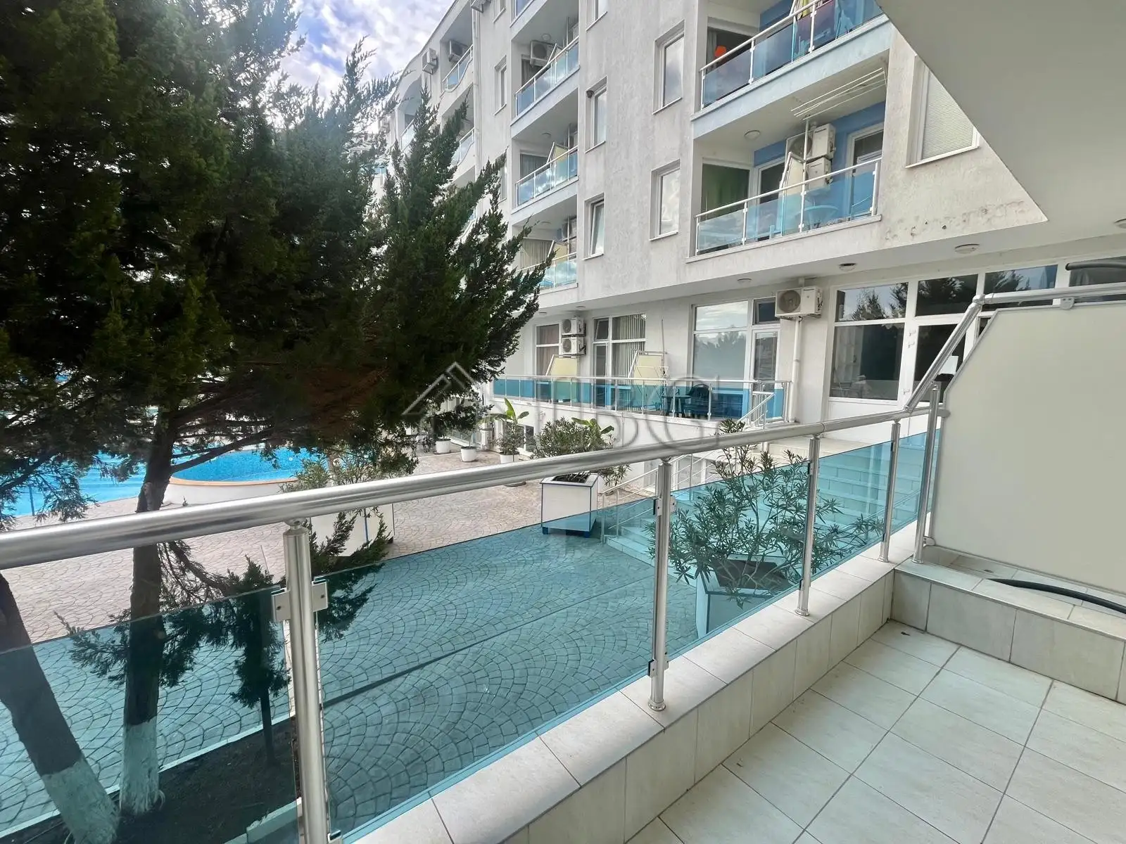 Flat 38m² in Bulgaria, Nessebar. Priced at 55000€ rent photo-1