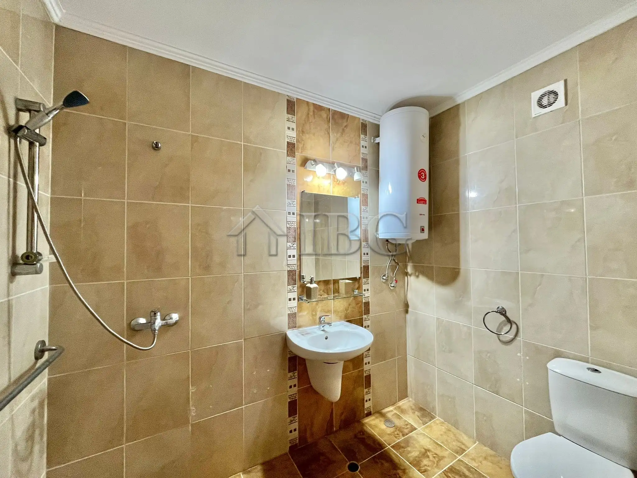 Flat 114m² in Bulgaria, Ravda. Priced at 140000€ rent photo-17