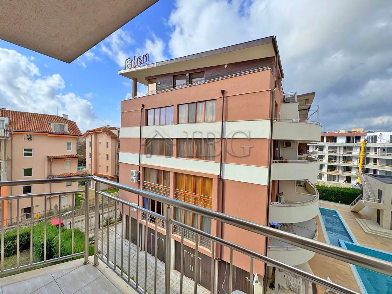 Flat 72m² in Bulgaria, Sunny Beach. Priced at 95000€ rent photo-3