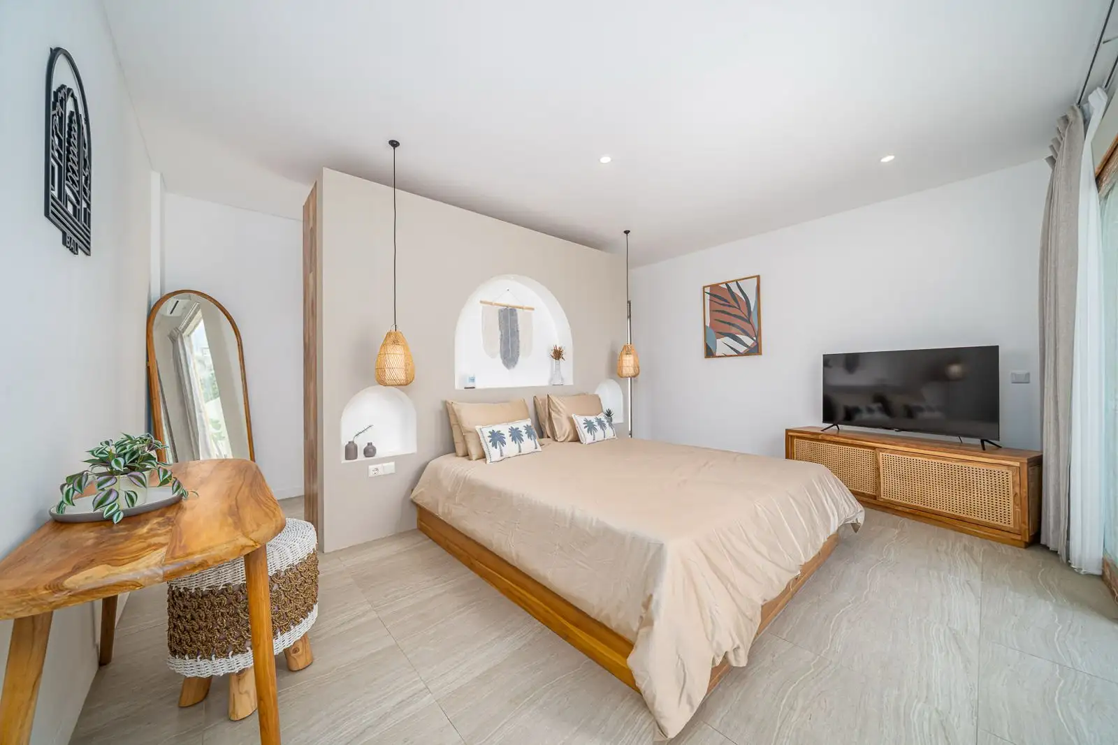 Villa 247m² in Indonesia, Tabanan. Priced at 353200$ rent photo-12