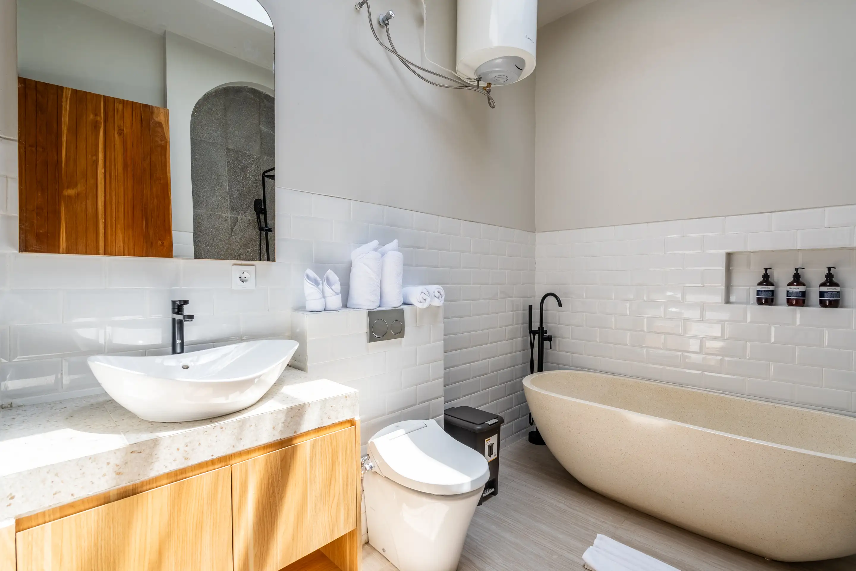 Villa 100m² in Indonesia, Ubud. Priced at 138000$ rent photo-9