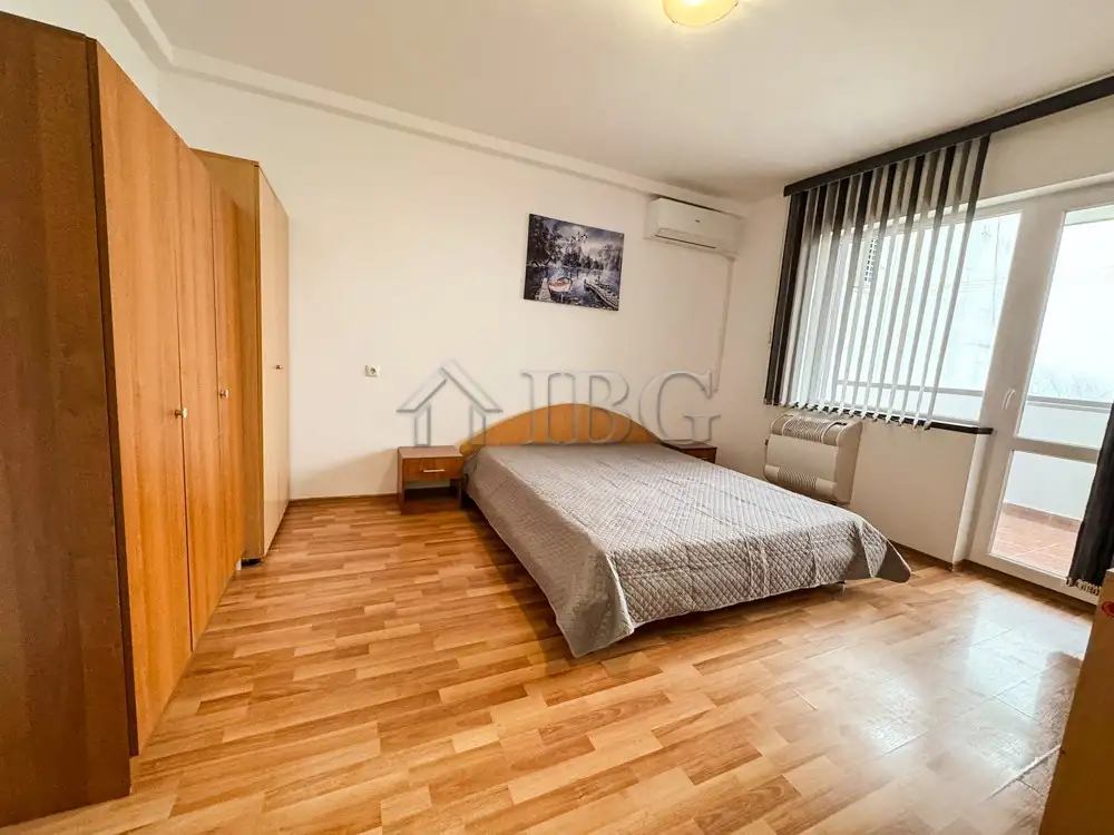 Flat 100m² in Bulgaria, Ruse. Priced at 333€ rent photo-16