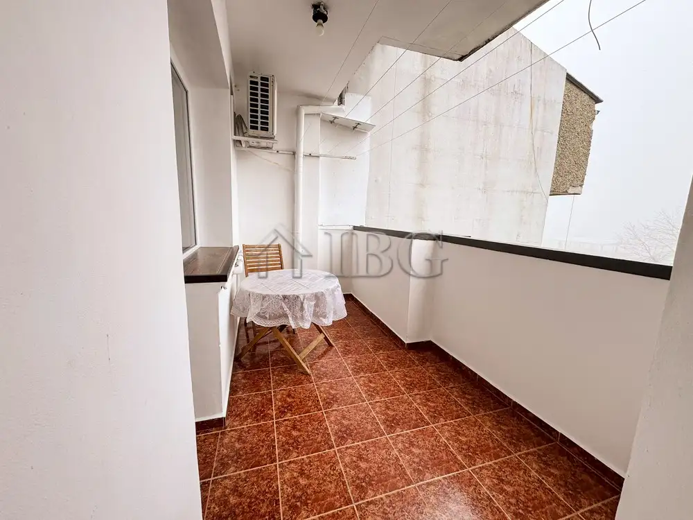 Flat 100m² in Bulgaria, Ruse. Priced at 333€ rent photo-17