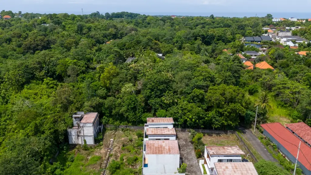 Land 0m² in Indonesia, Bukit. Priced at 912900$ rent photo-5