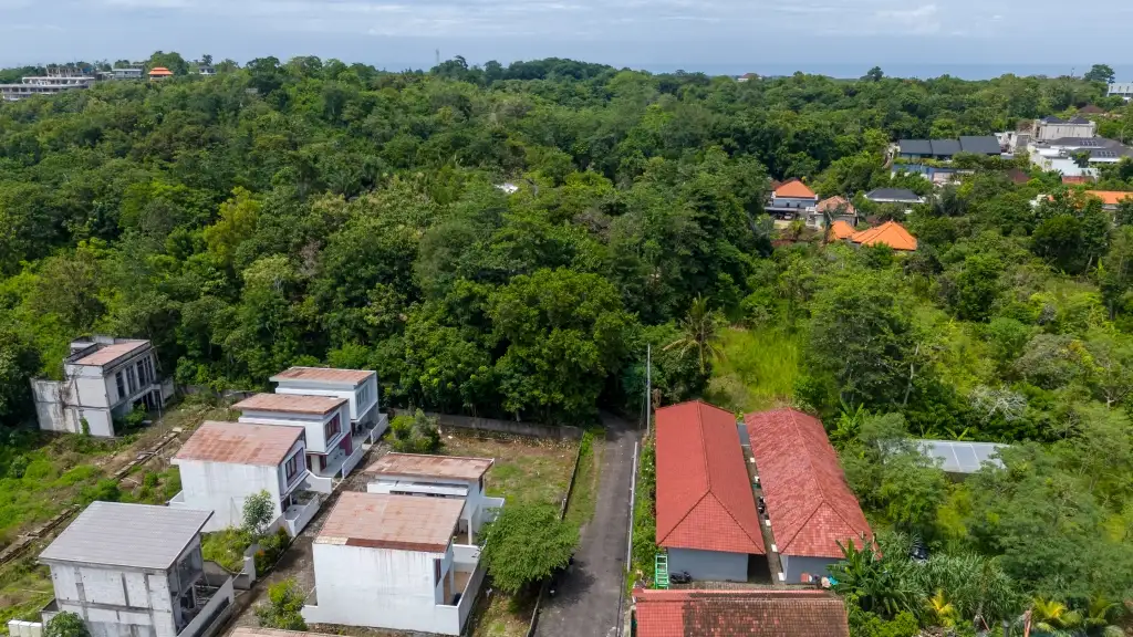 Land 0m² in Indonesia, Bukit. Priced at 912900$ rent photo-9